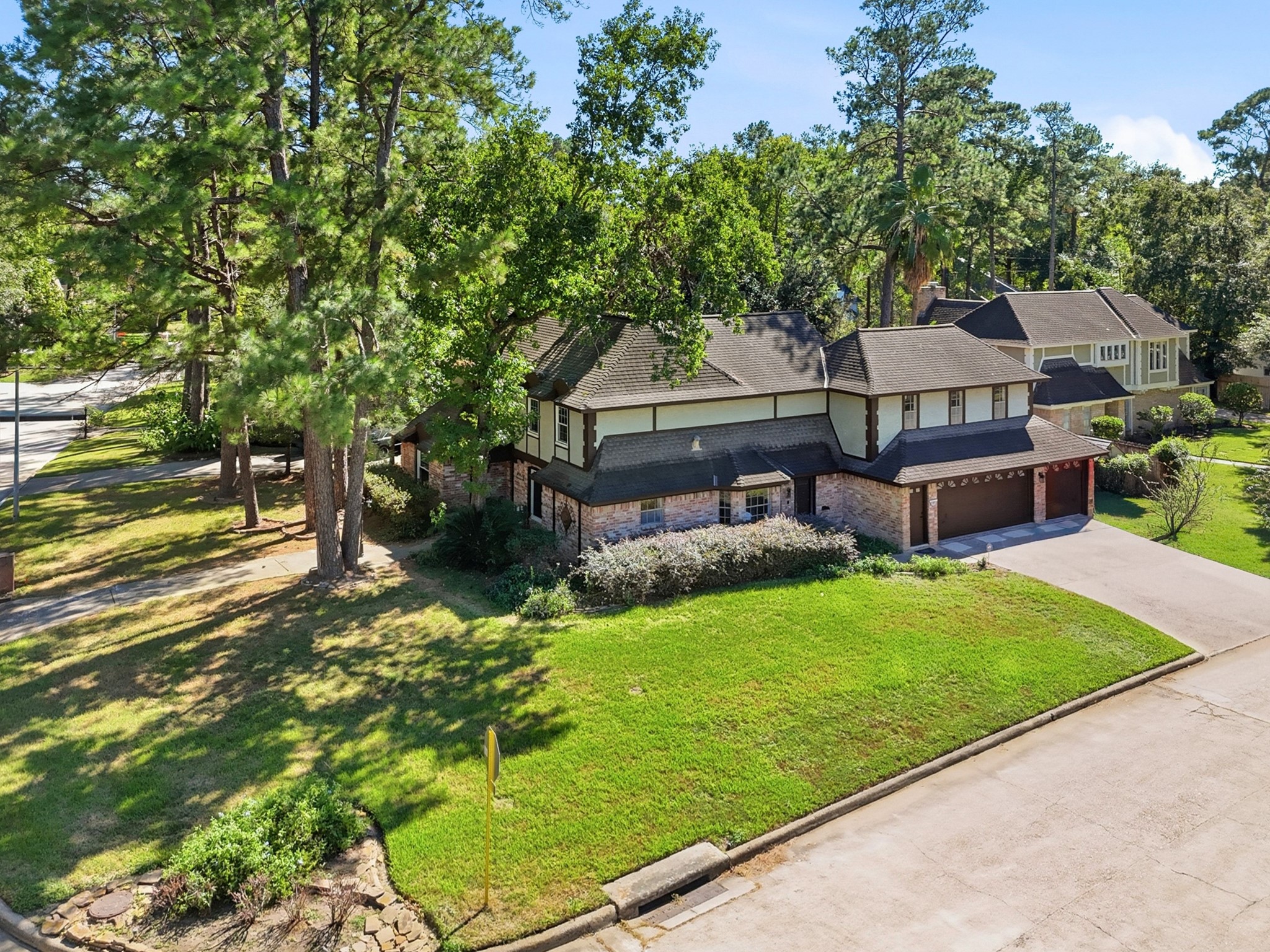 16155 Hexham Drive Property Photo 33