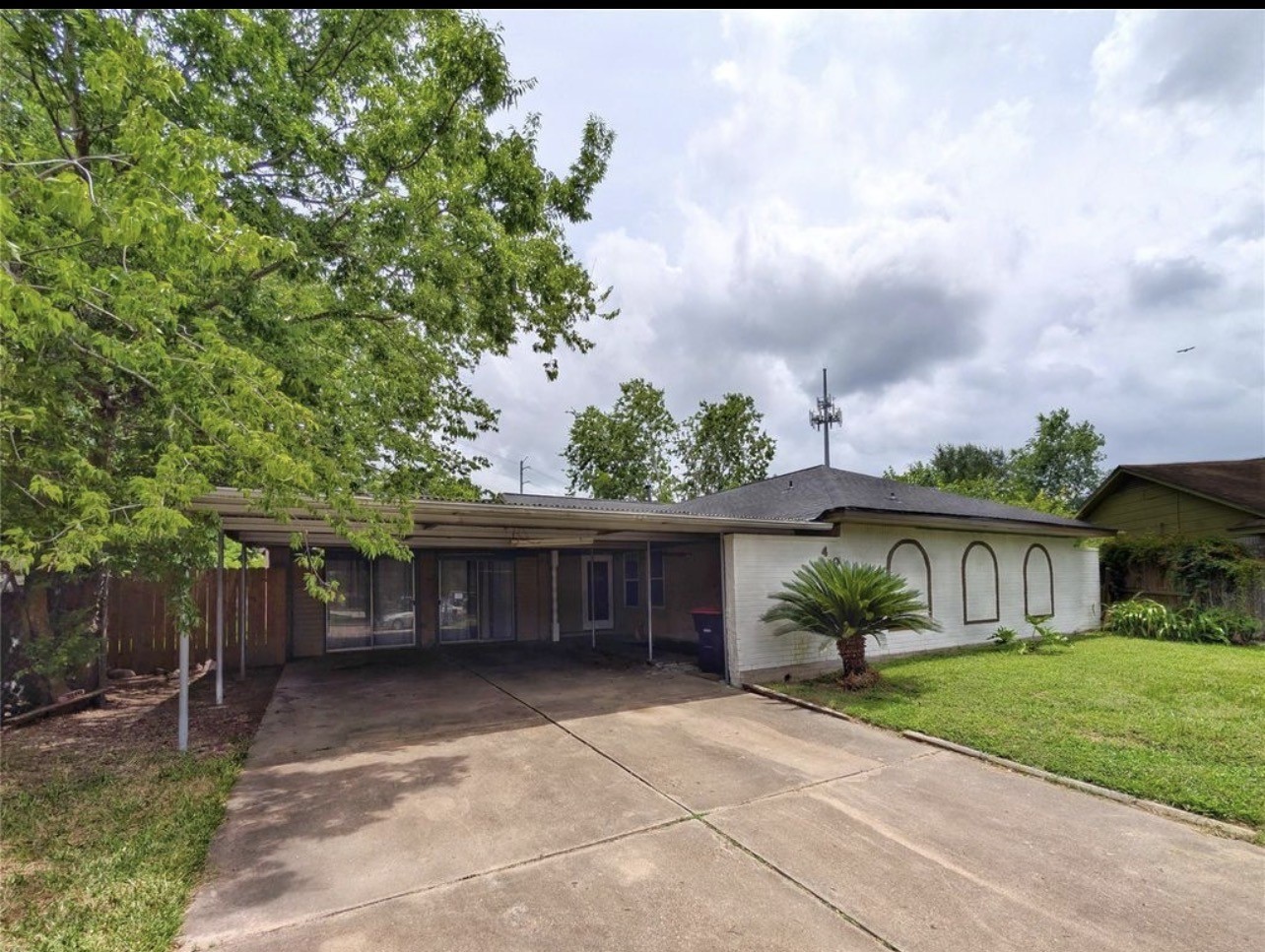 4919 Connorvale Road Property Photo 1