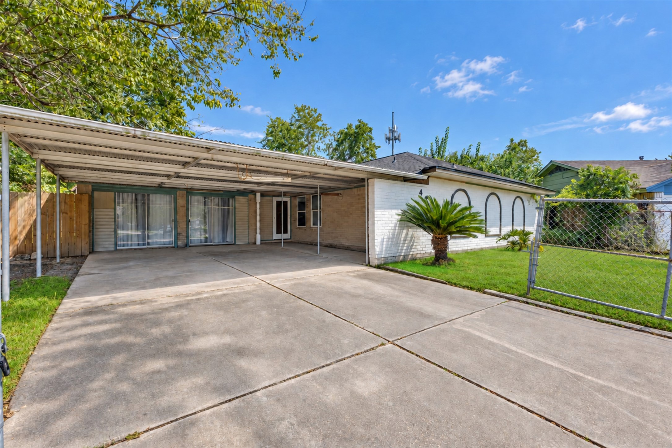 4919 Connorvale Road Property Photo 1