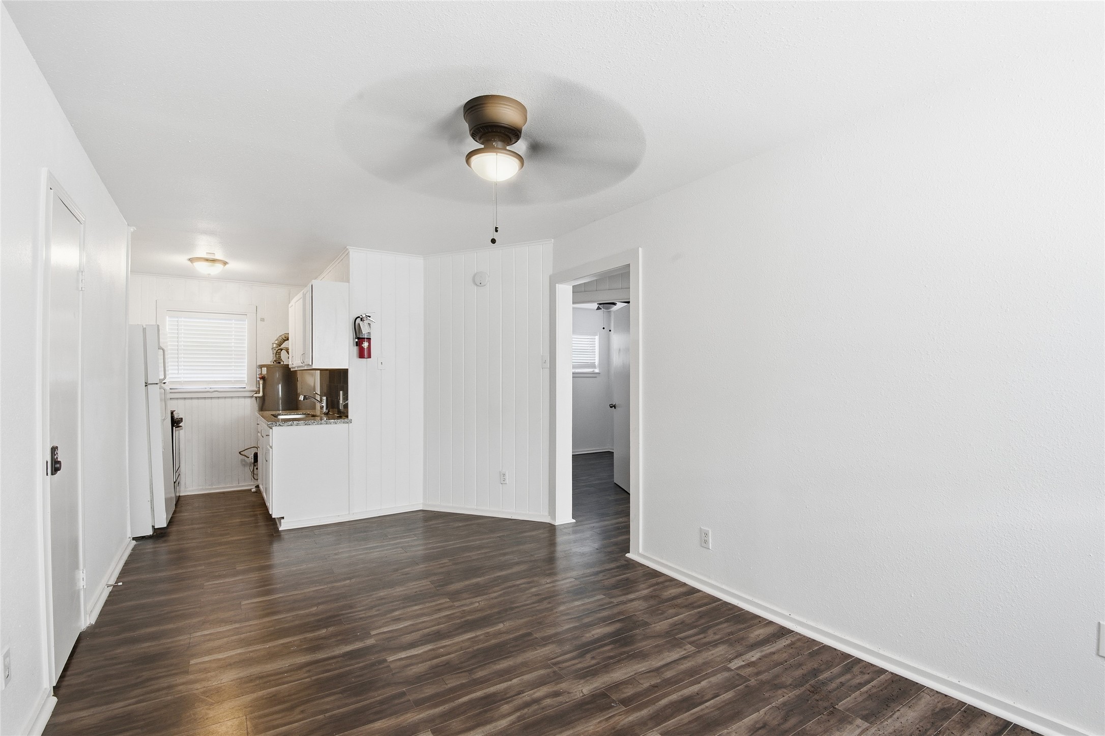 5010 Ennis S Street 2 Property Photo 4