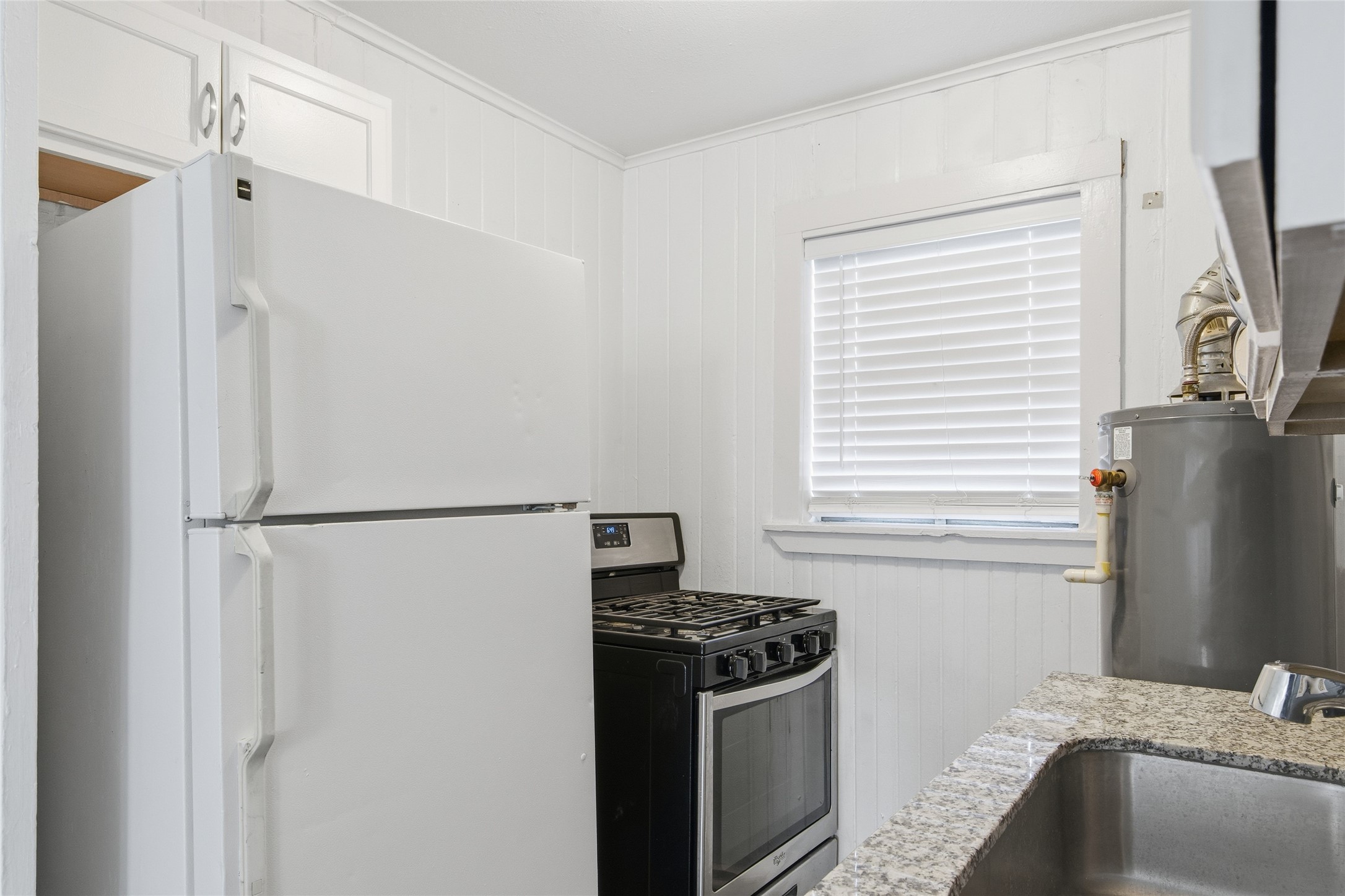 5010 Ennis S Street 2 Property Photo 6