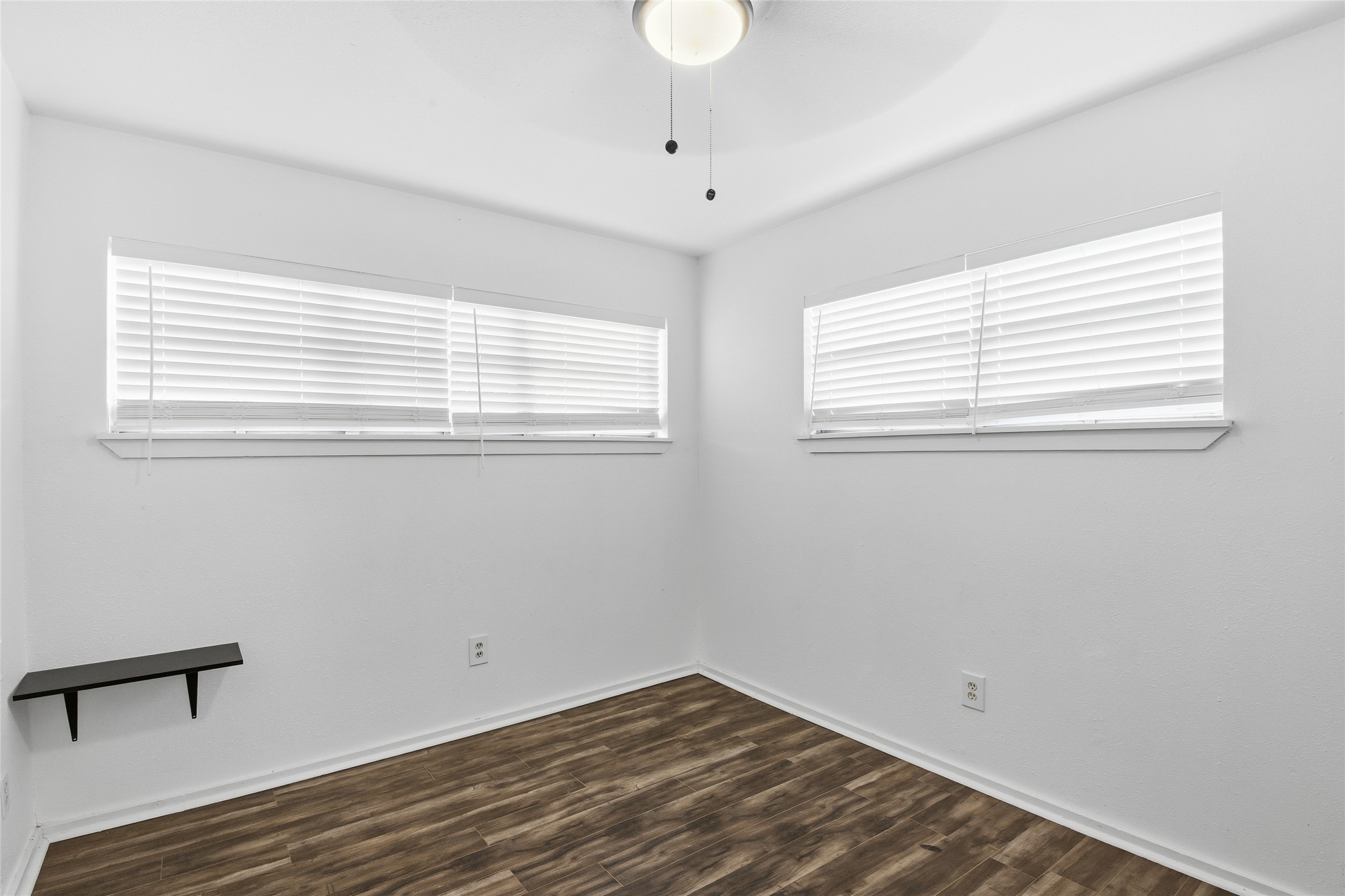 5010 Ennis S Street 2 Property Photo 9