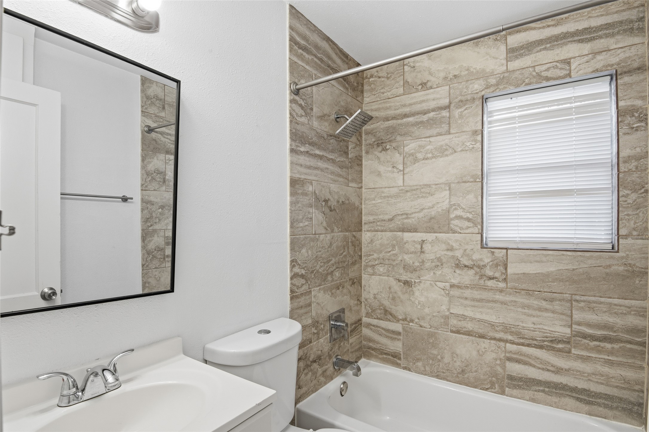 5010 Ennis S Street 2 Property Photo 11
