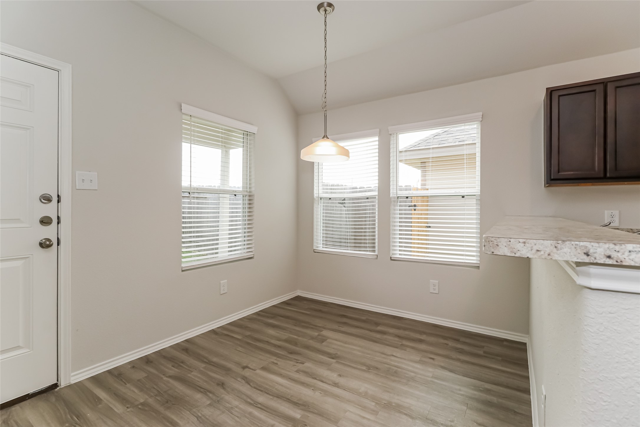 22274 Porter Mountain Trail Property Photo 5
