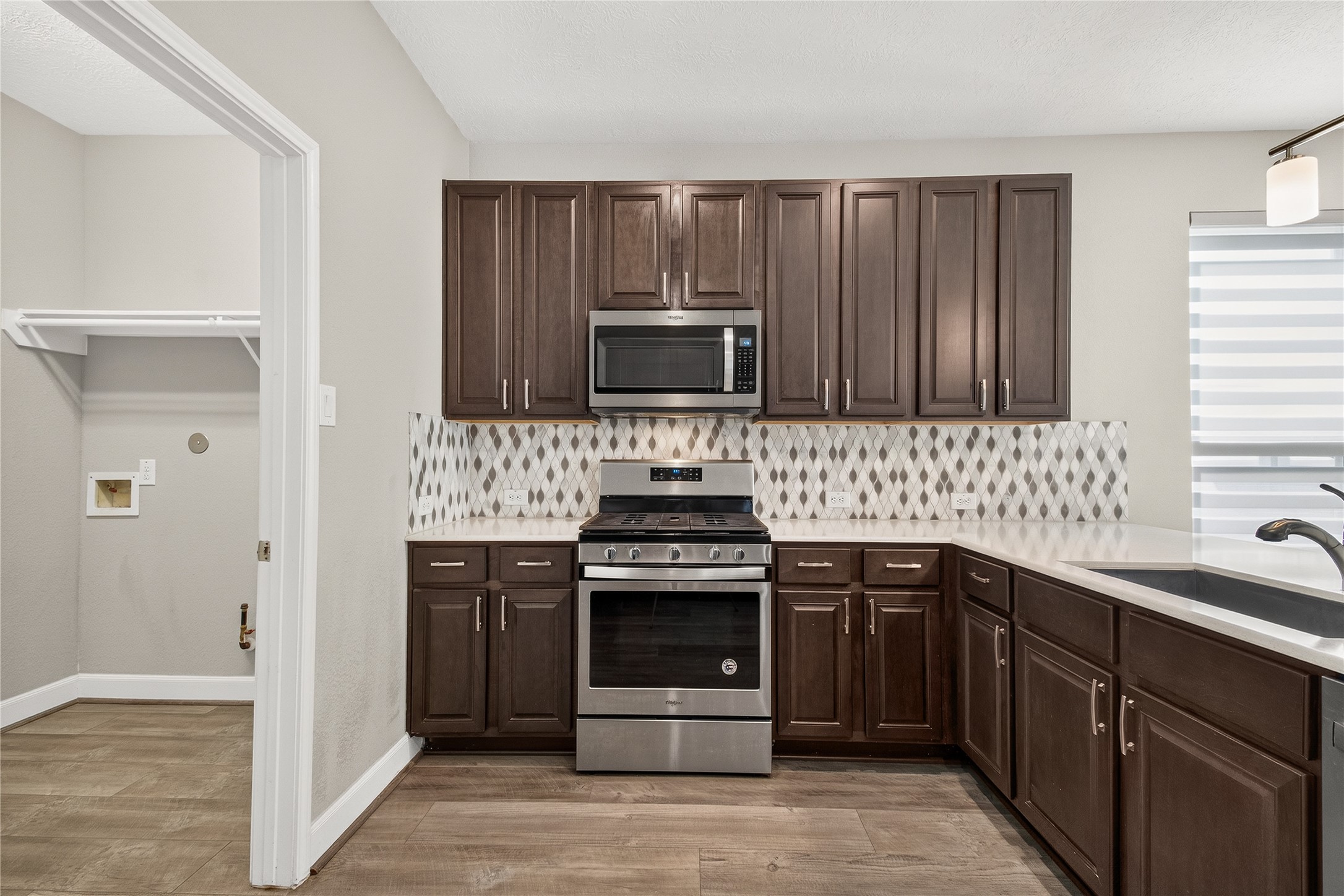 10214 Pinewood Fox Drive Property Photo 20