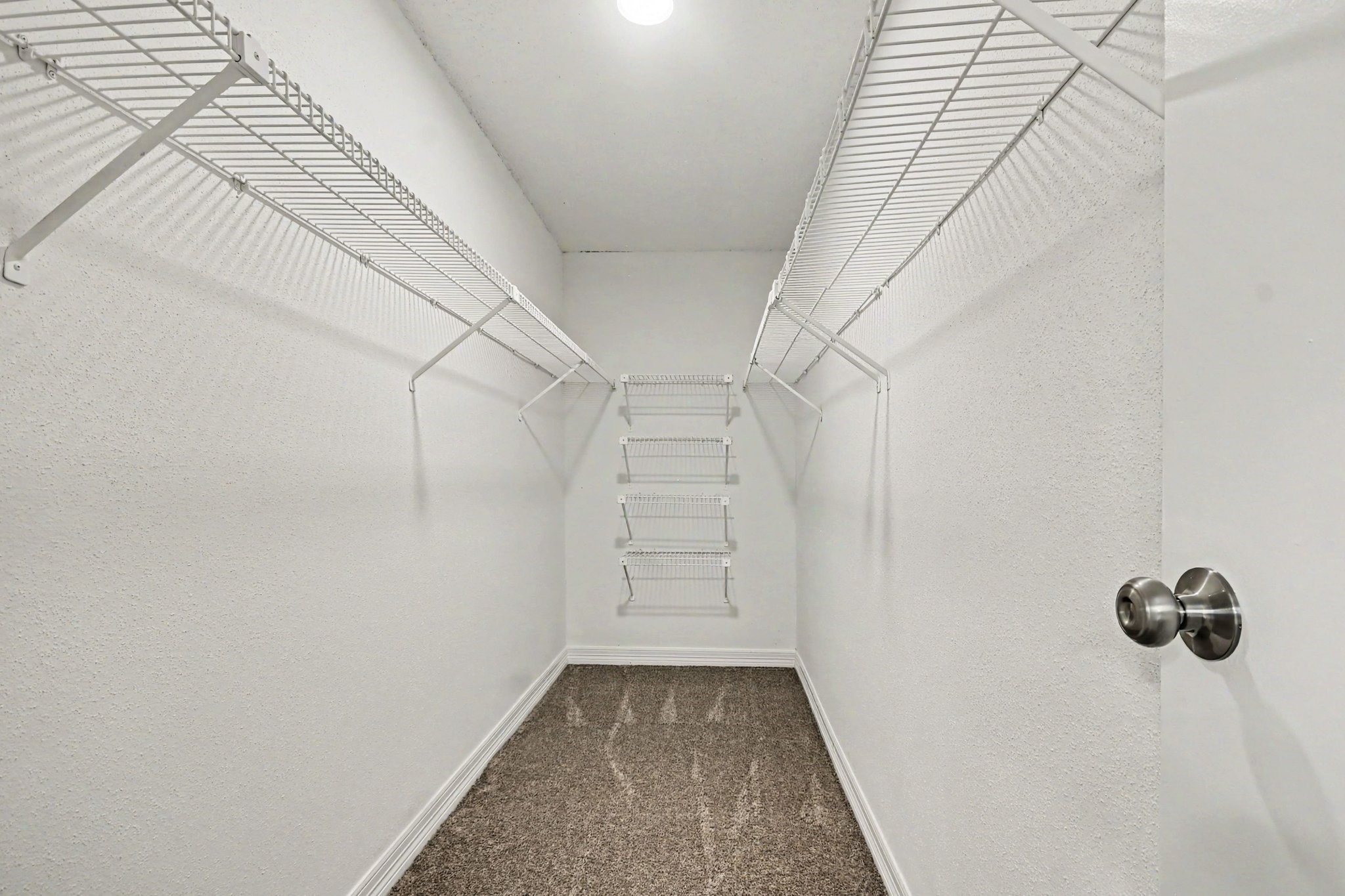 3919 Fairmont Parkway 113 Property Photo 15