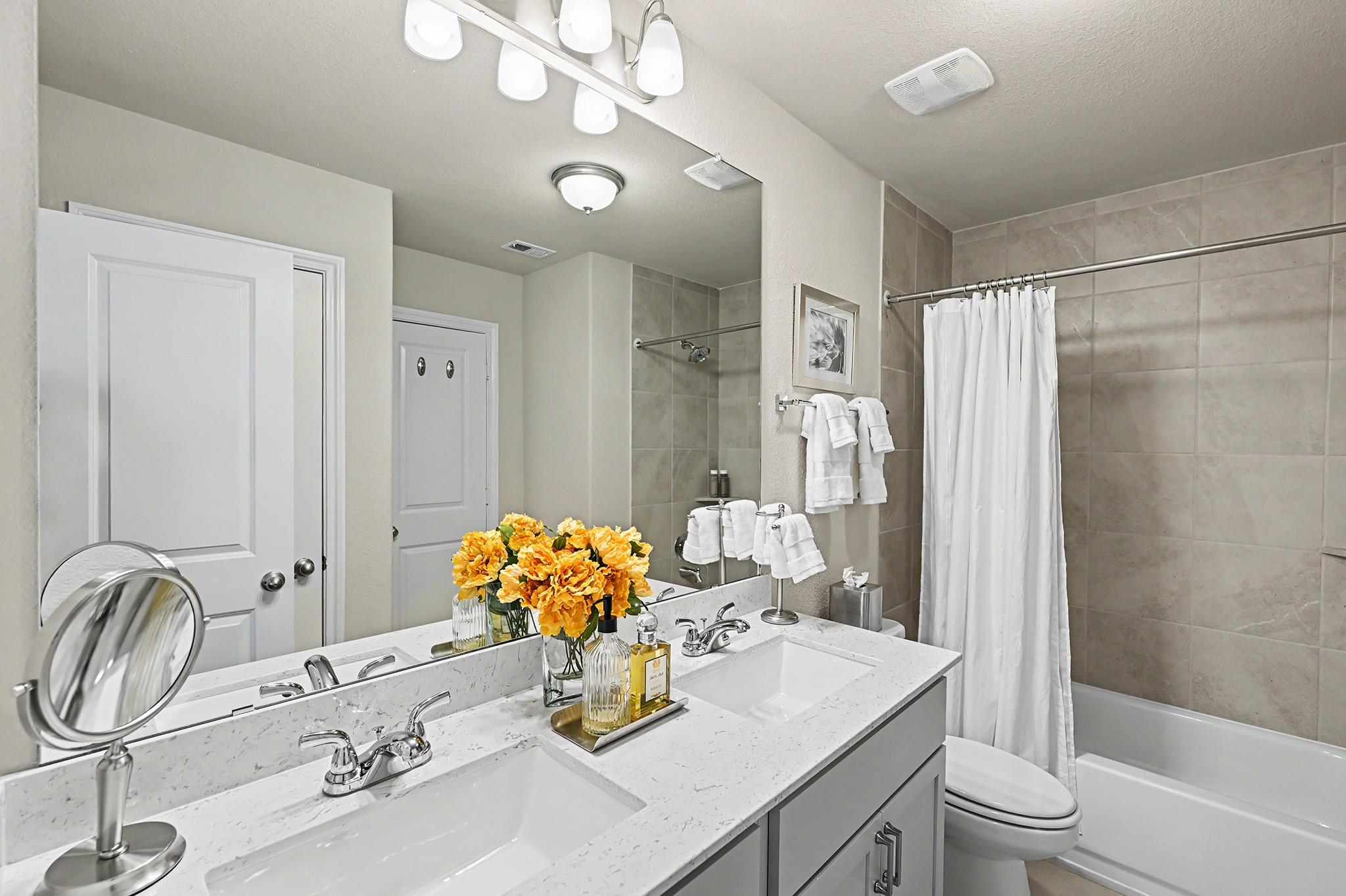 2735 Broad Reach Road Property Photo 18