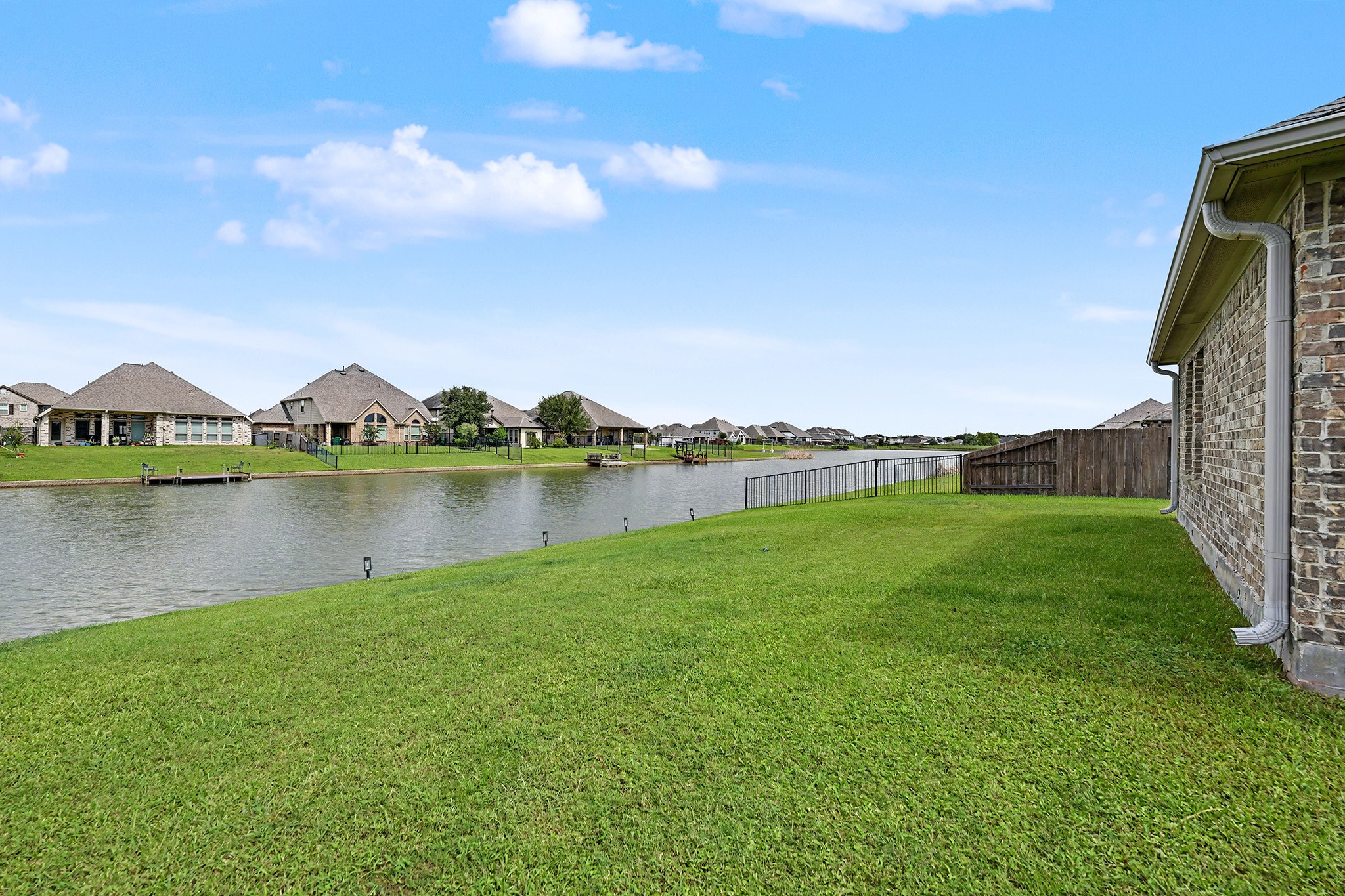 2735 Broad Reach Road Property Photo 22