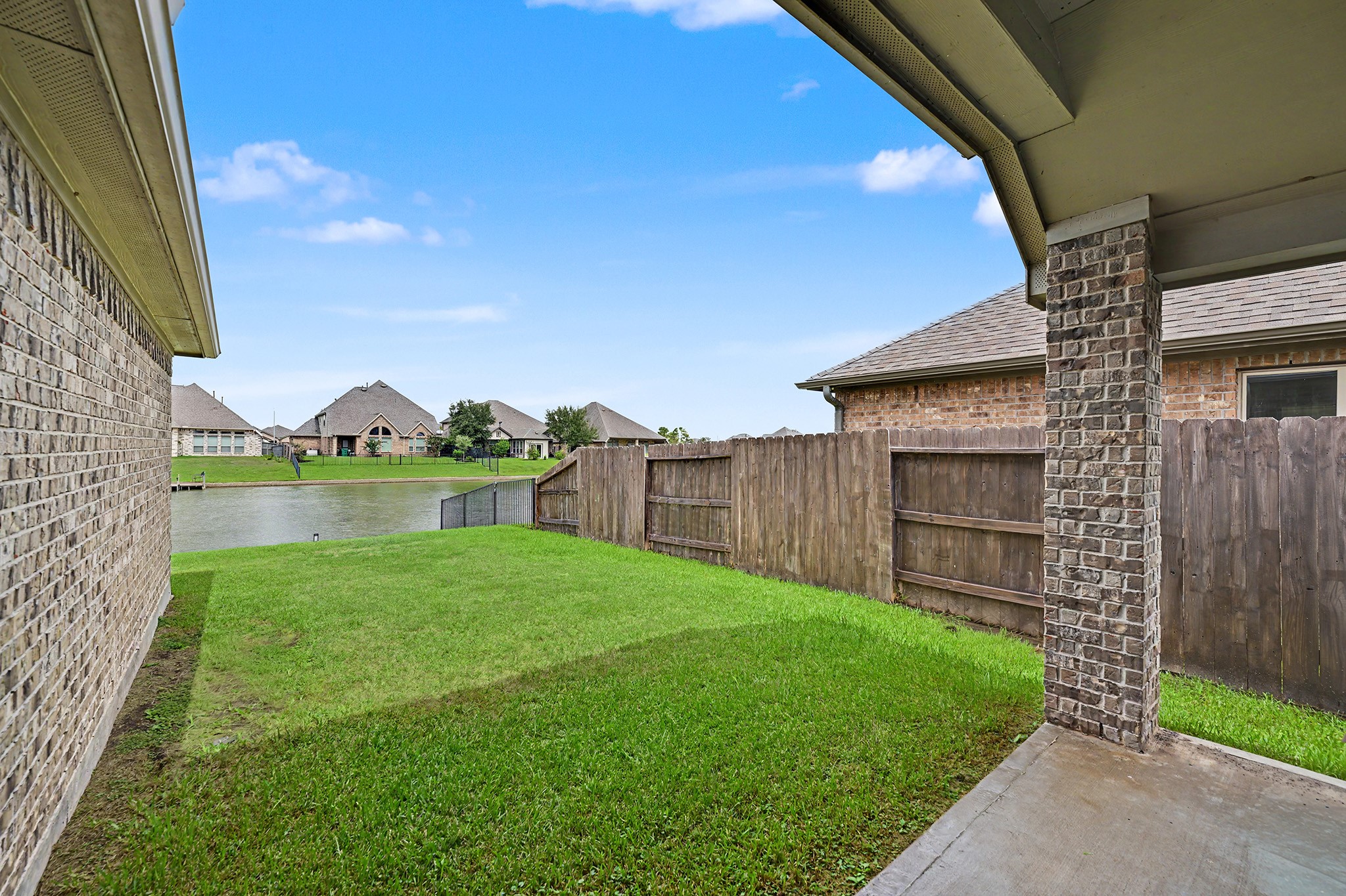 2735 Broad Reach Road Property Photo 25