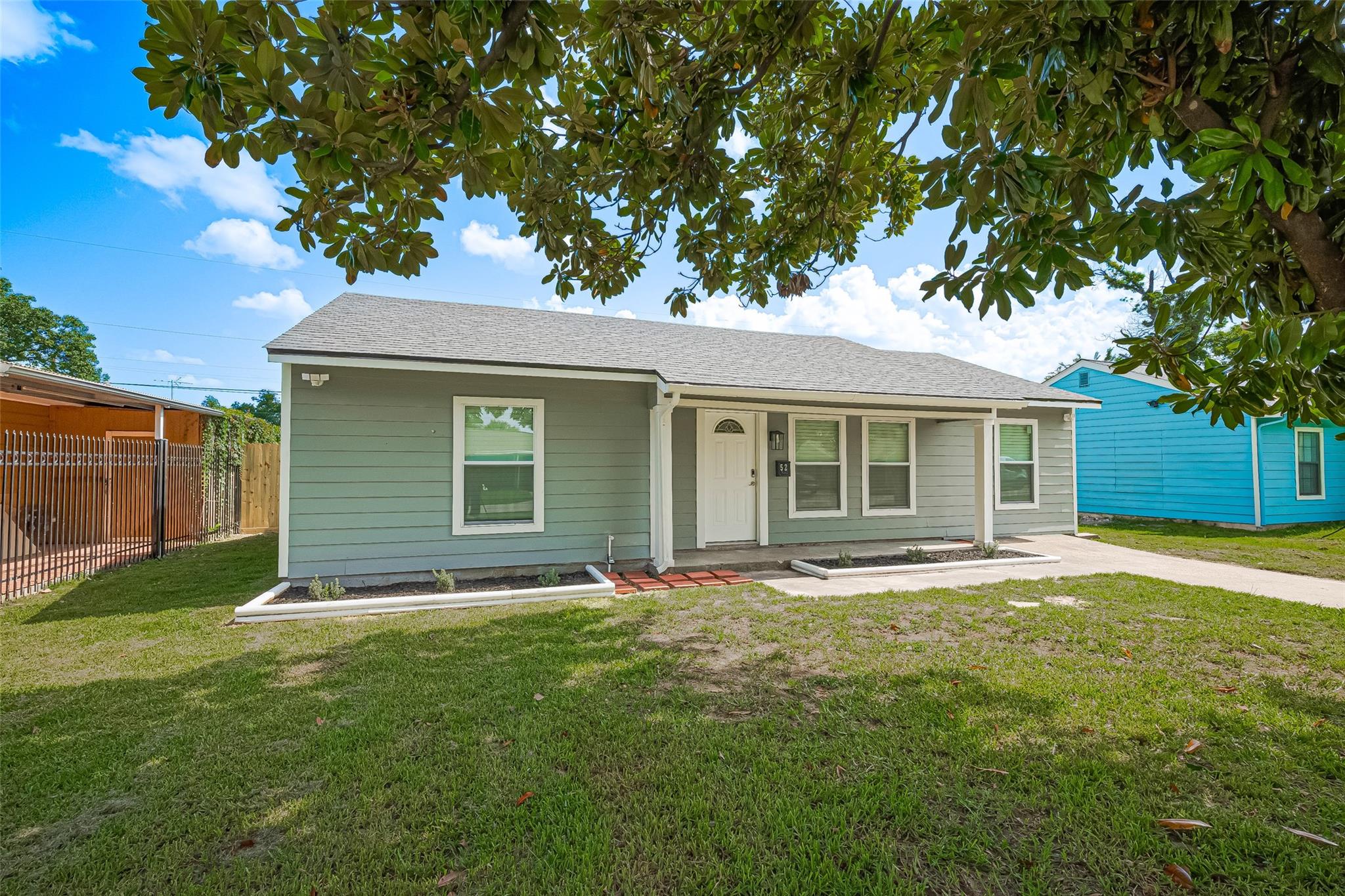 52 Penway Street, Houston TX 77022 Property Photo 1