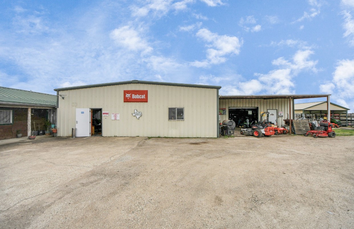 37395 Fm 1488 Road Property Photo