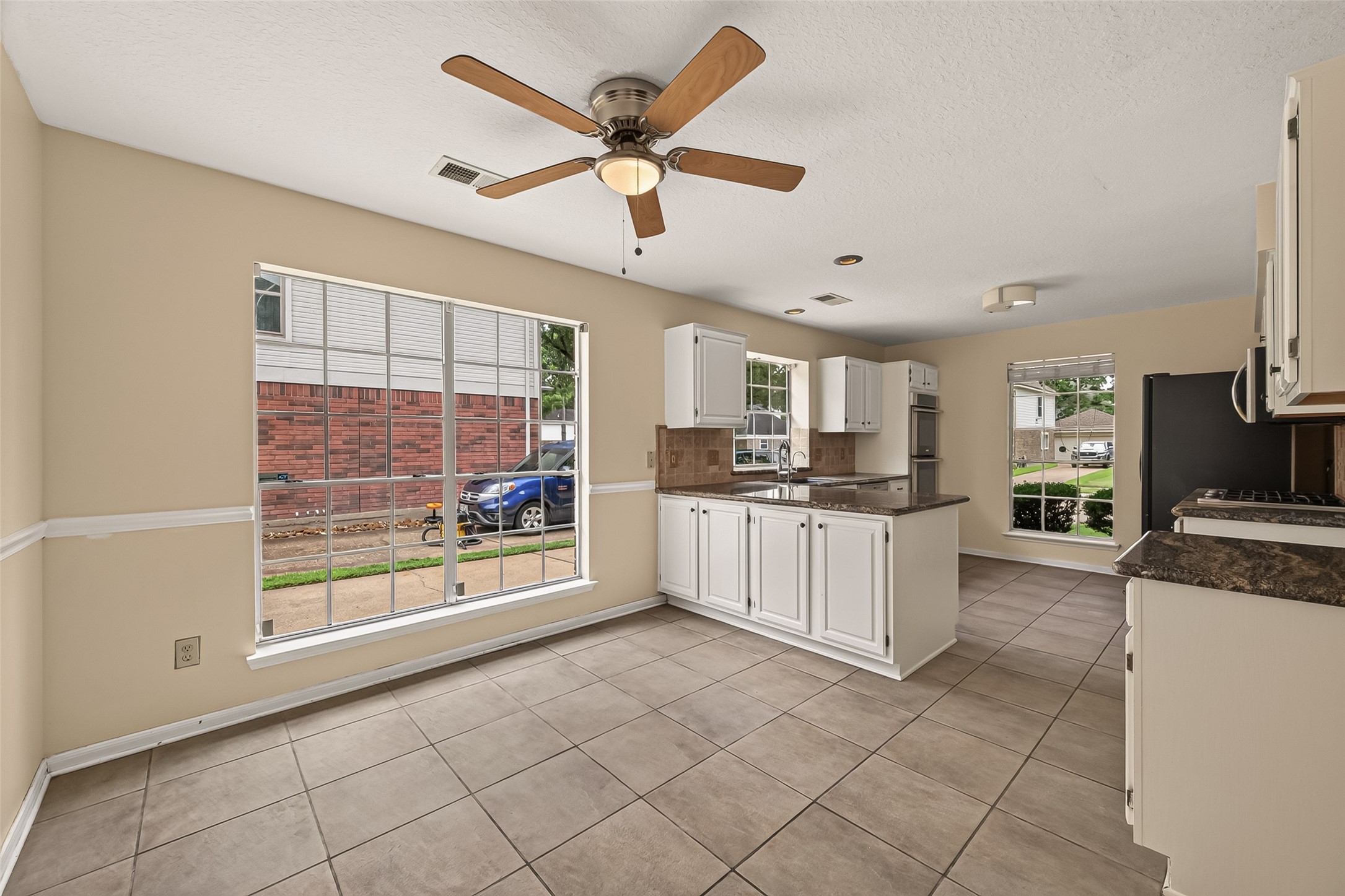 3414 Cobblestone Creek Way Property Photo 15