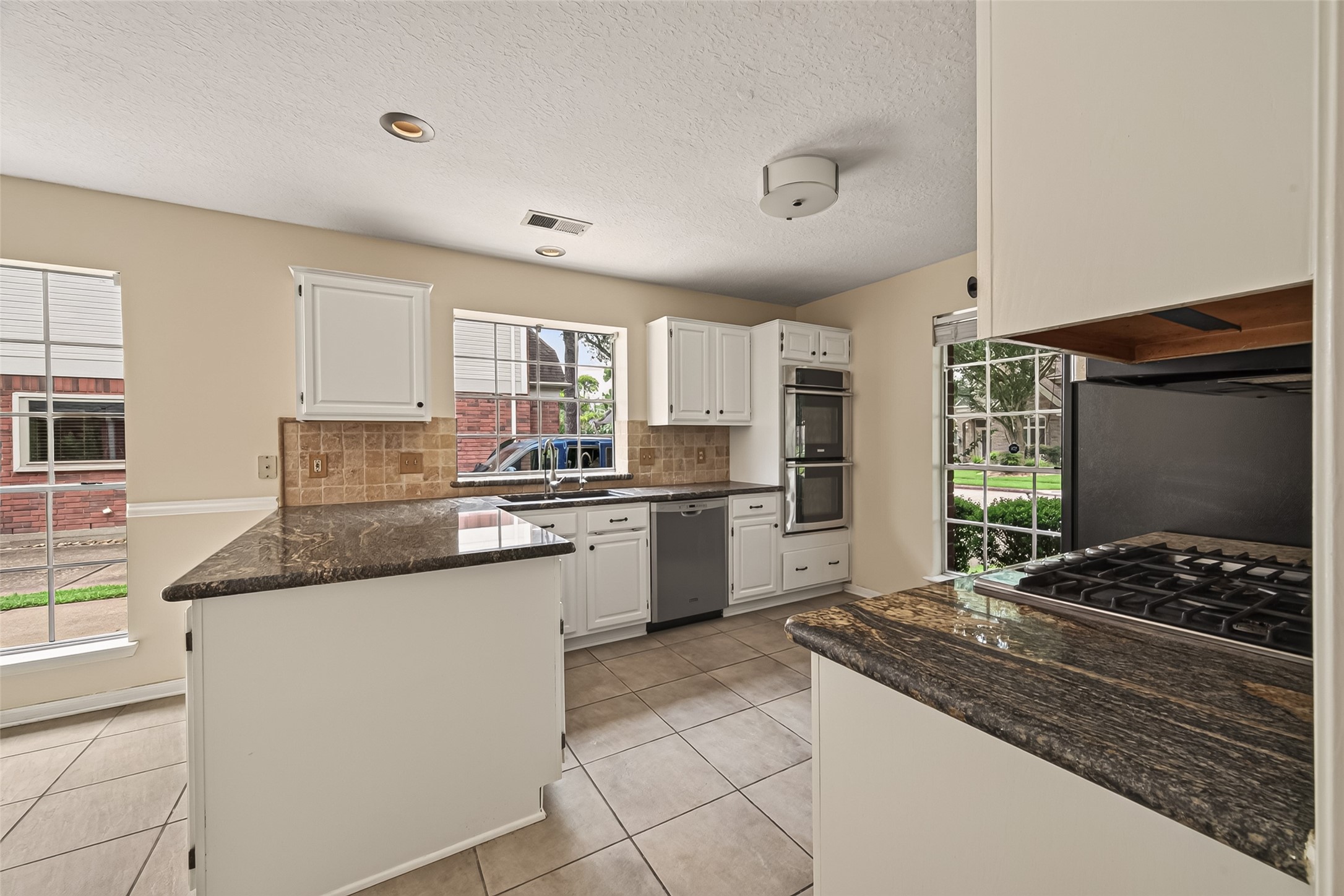 3414 Cobblestone Creek Way Property Photo 21