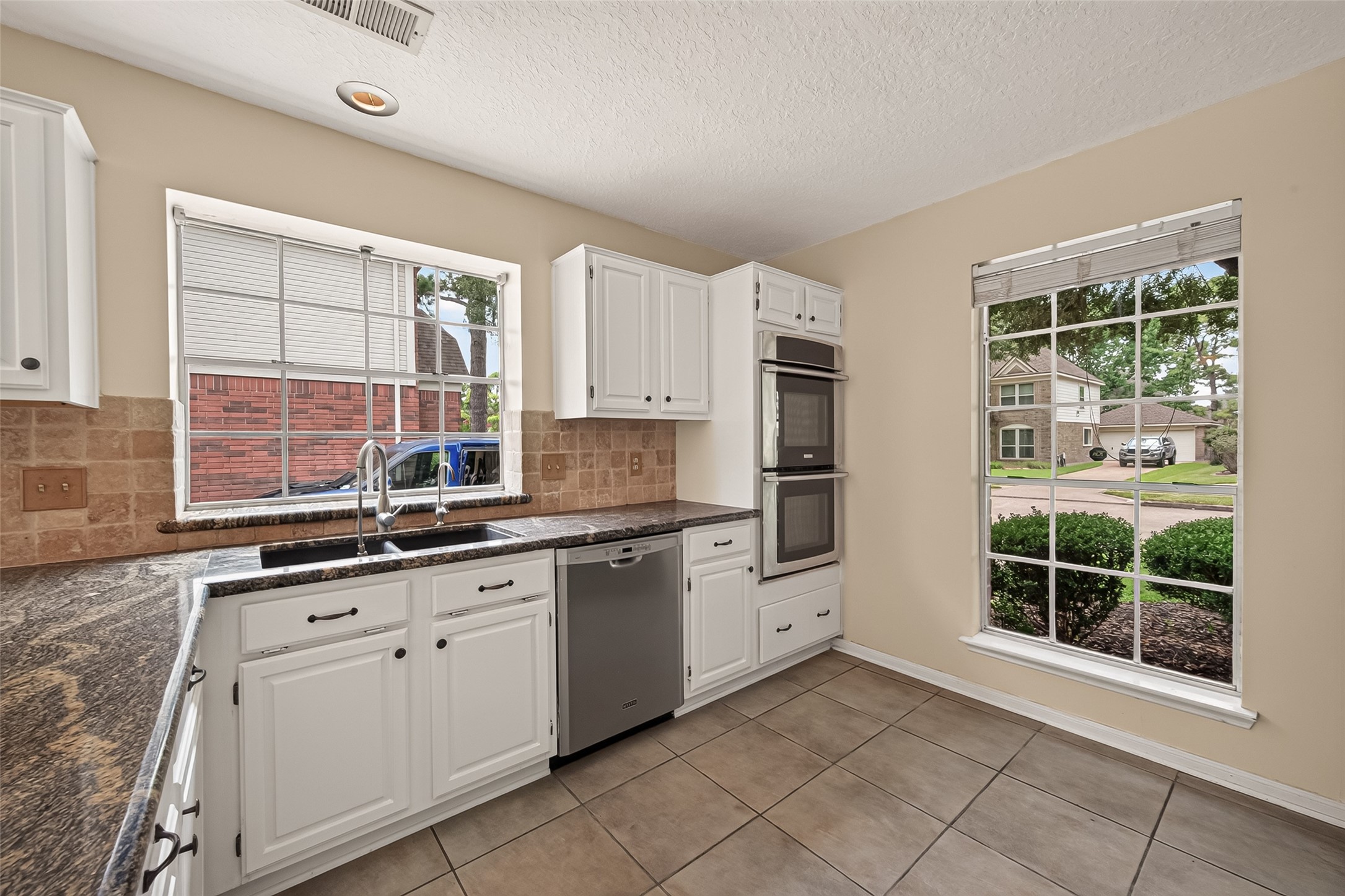 3414 Cobblestone Creek Way Property Photo 22