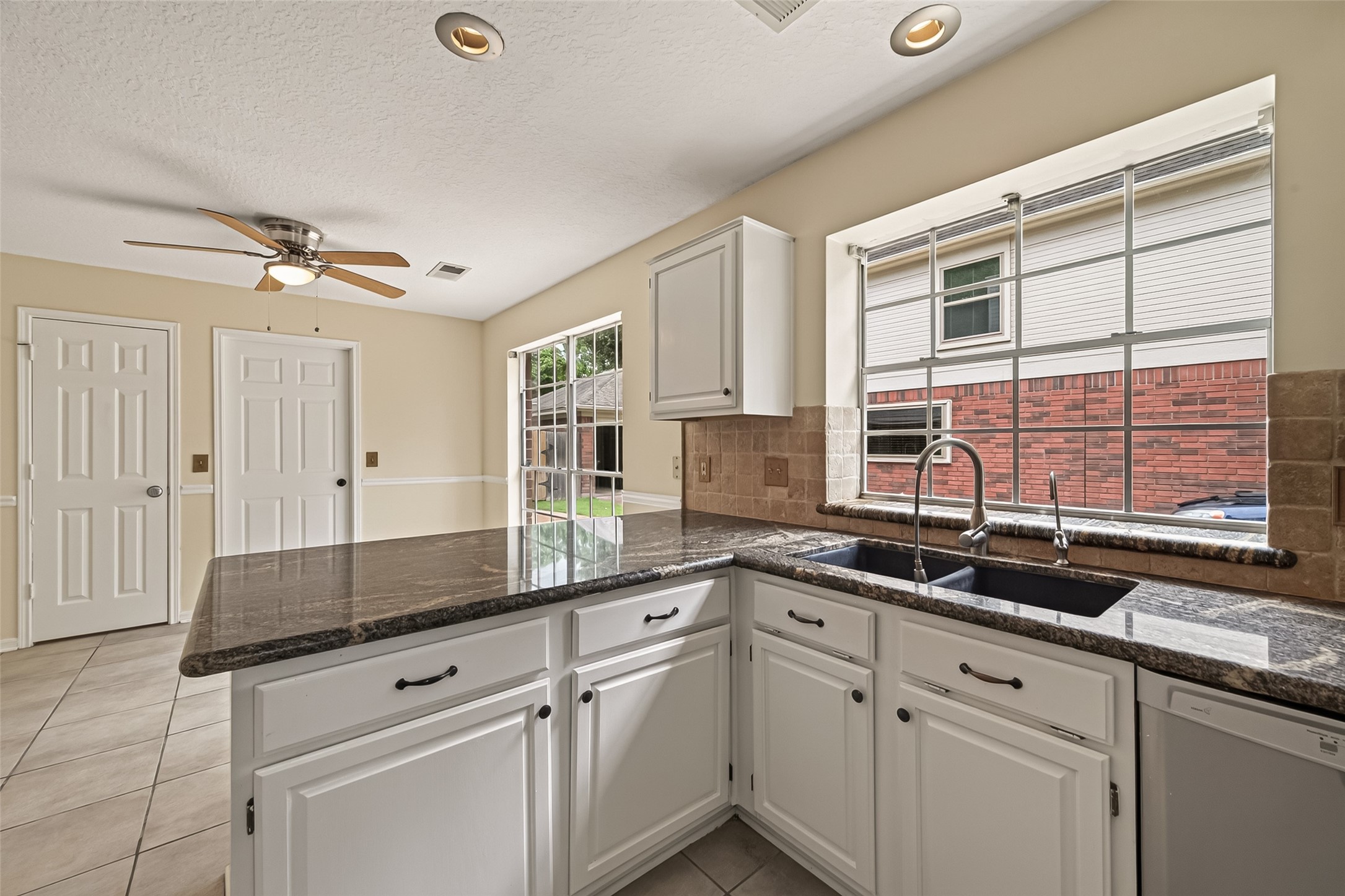 3414 Cobblestone Creek Way Property Photo 25