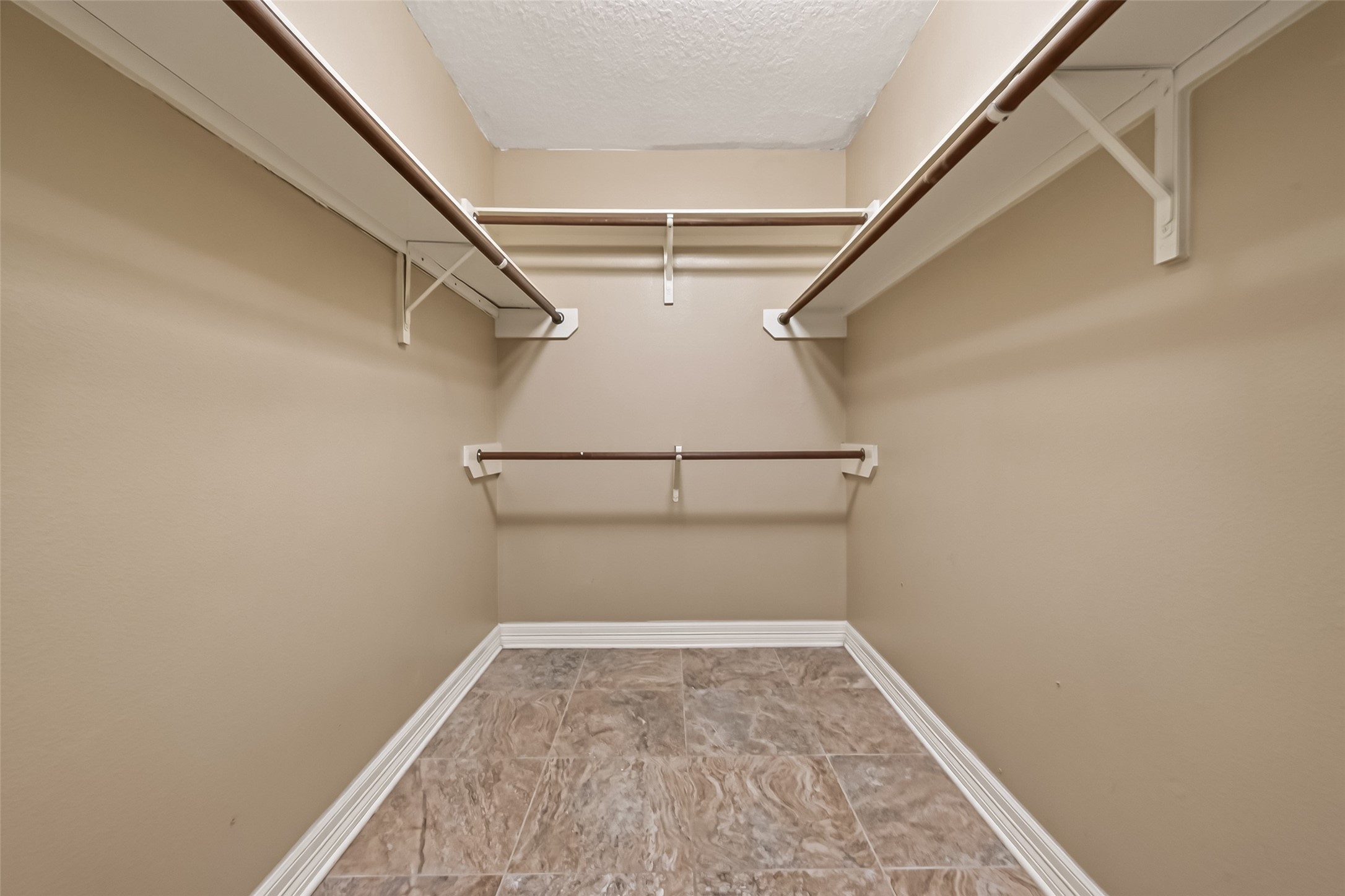 3414 Cobblestone Creek Way Property Photo 37