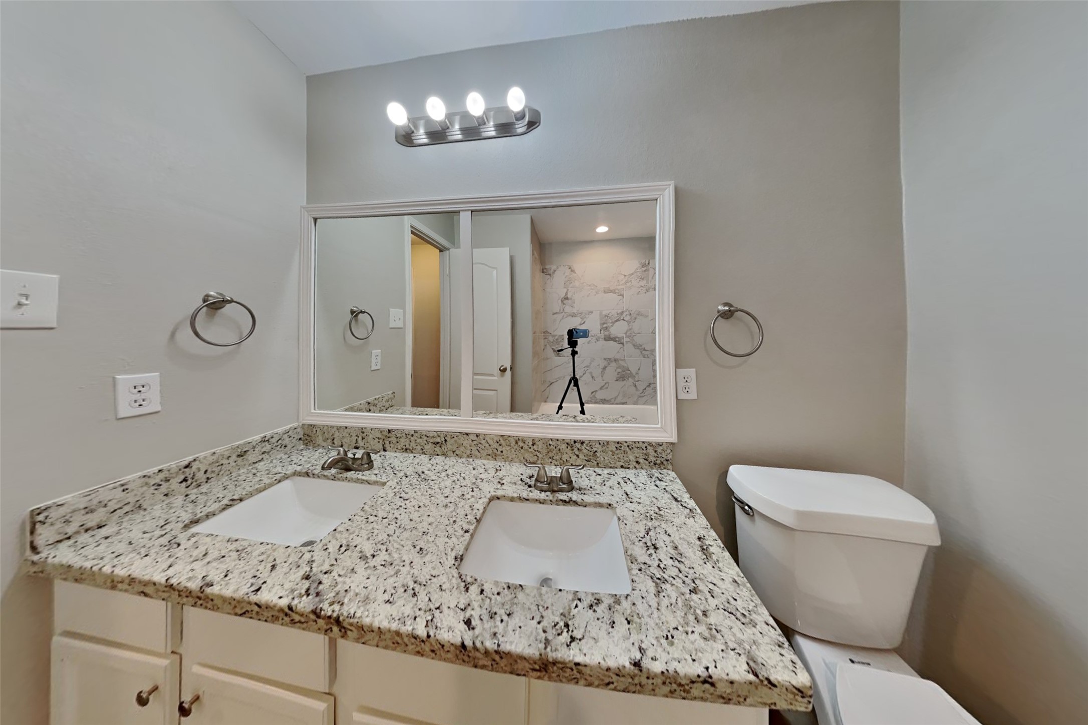 7906 Buffalo View Lane Property Photo 18