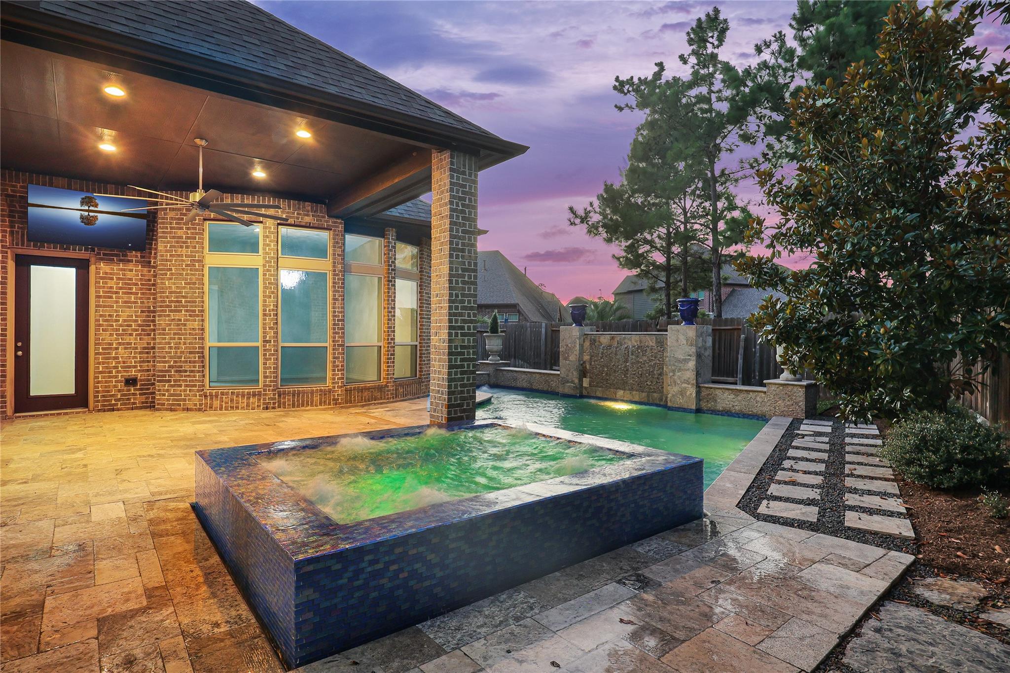 3920 Pinecrest Peak Drive, Spring Tx 77386 Property Photo 7