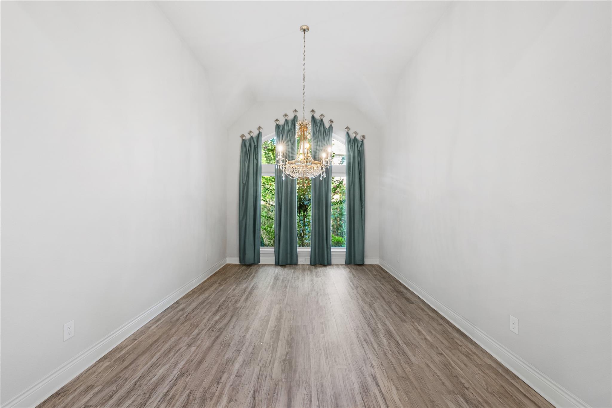 3920 Pinecrest Peak Drive, Spring Tx 77386 Property Photo 24