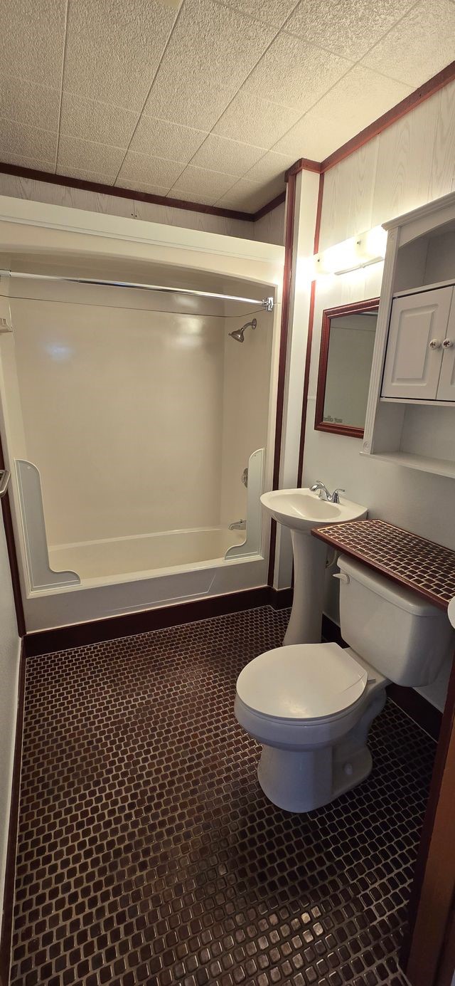 417 E Jack Street Property Photo 16