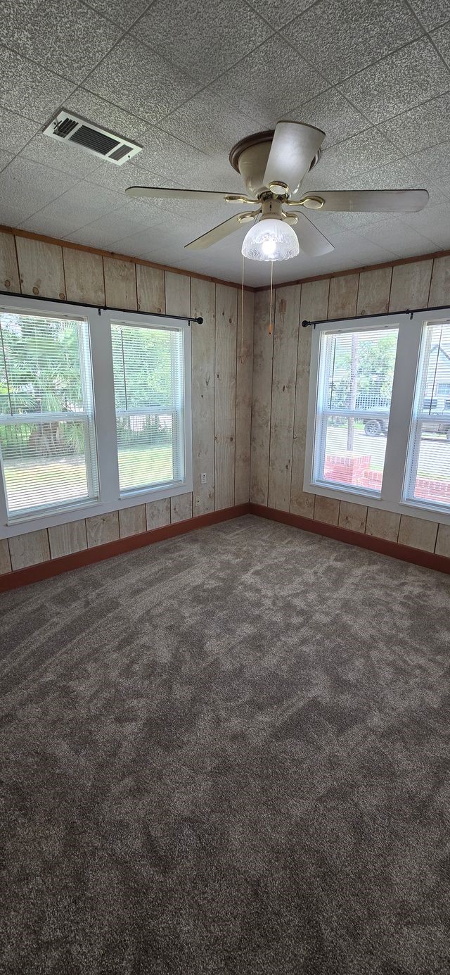 417 E Jack Street Property Photo 17