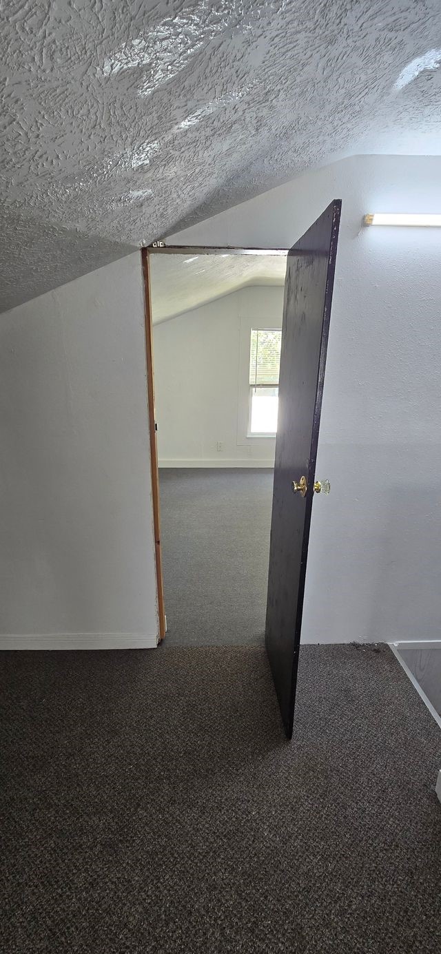 417 E Jack Street Property Photo 24