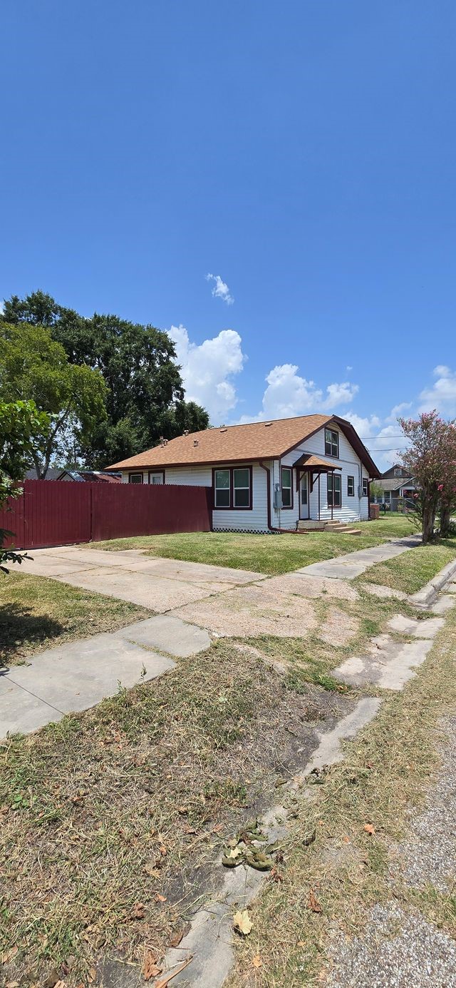 417 E Jack Street Property Photo 33