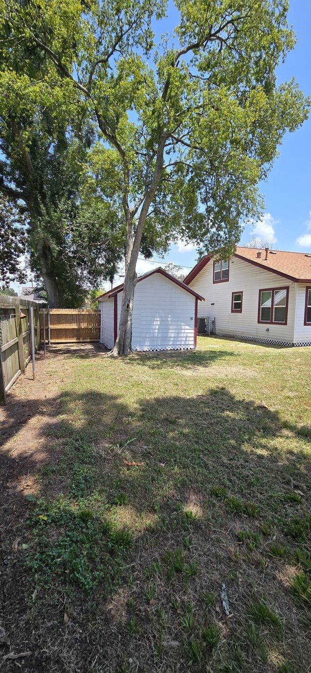 417 E Jack Street Property Photo 34