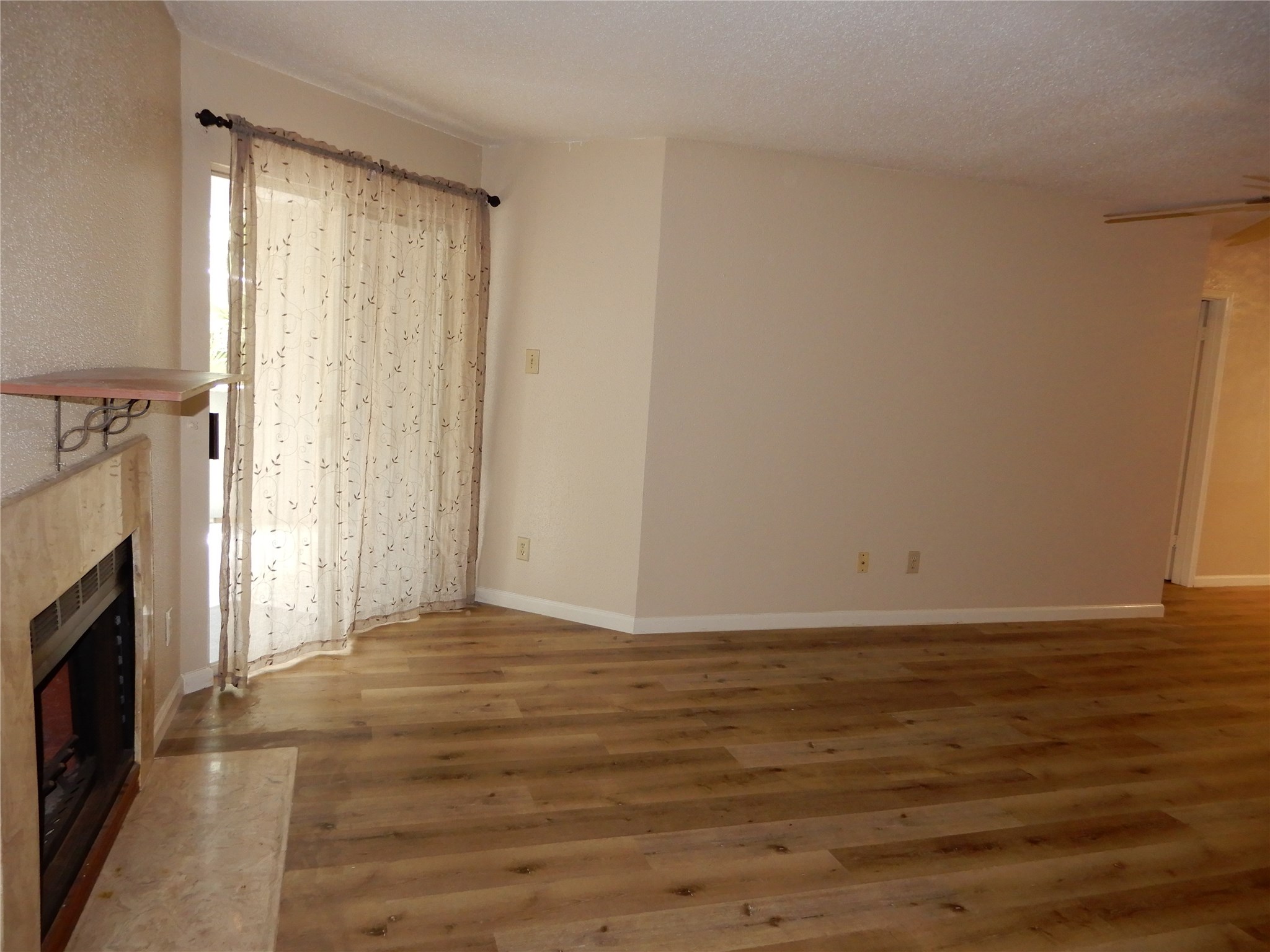9797 Leawood Boulevard 902 Property Photo 3