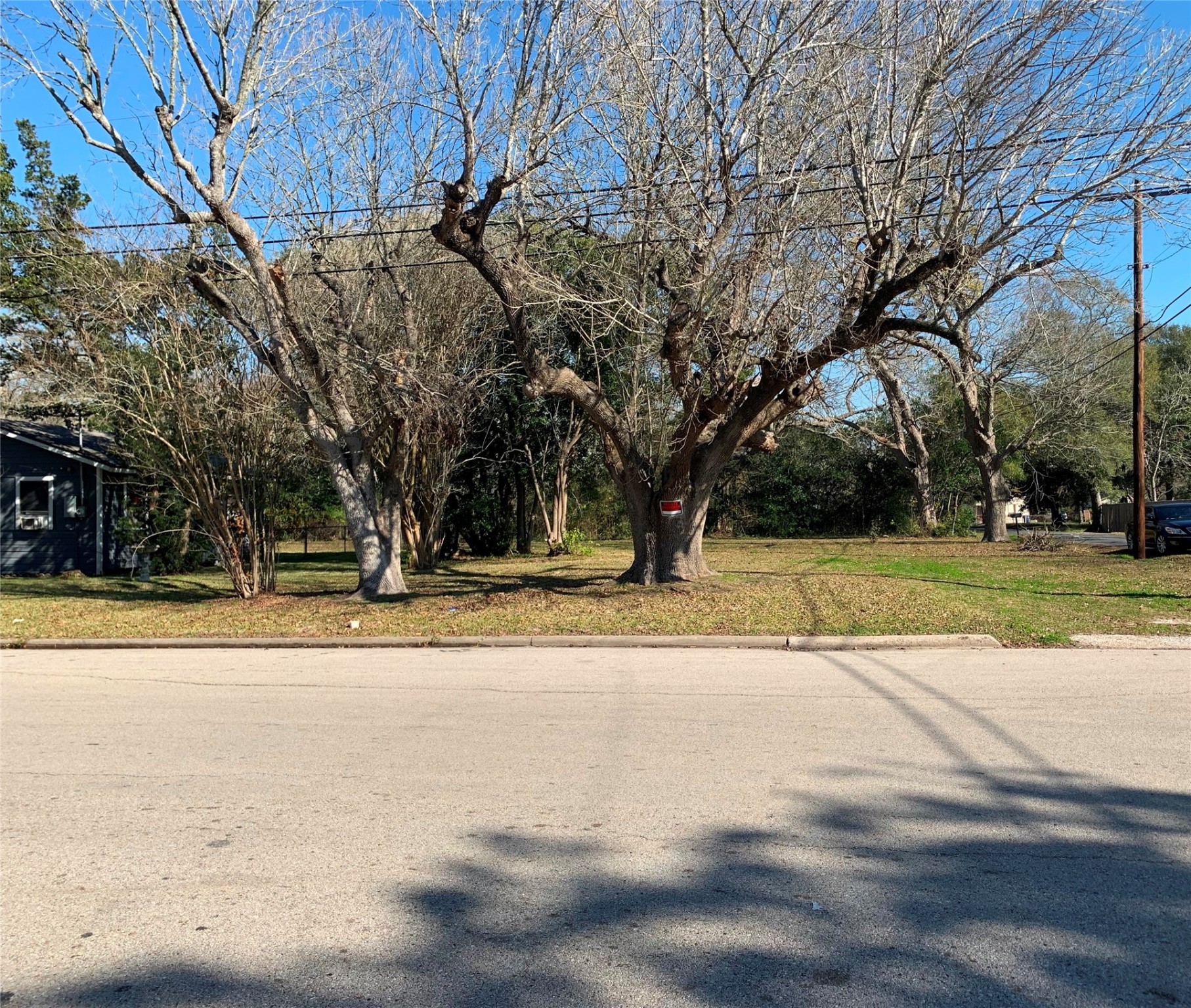 232 S Bell Drive Property Photo 2