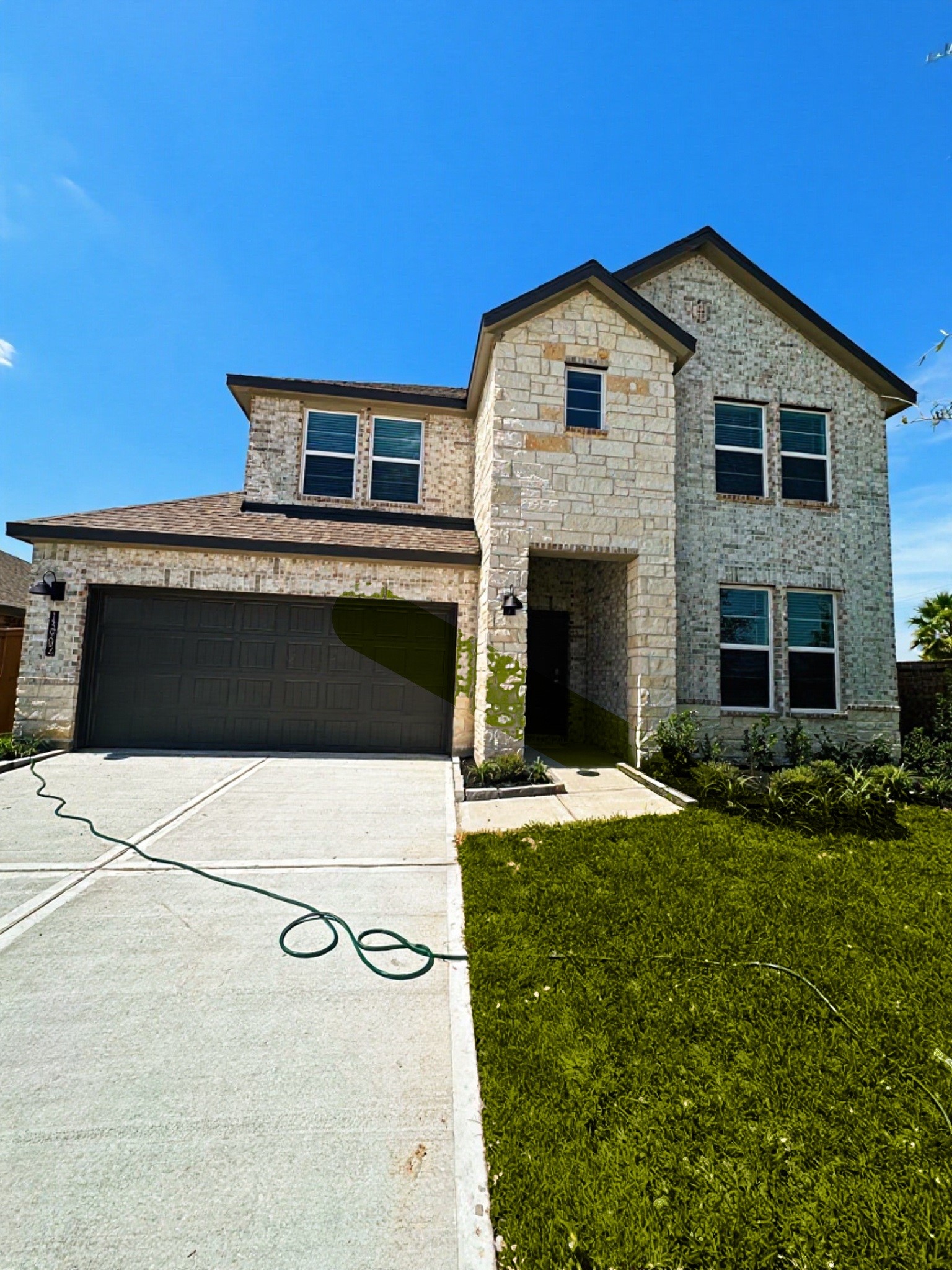 13902 Bay Crest Drive Property Photo 1
