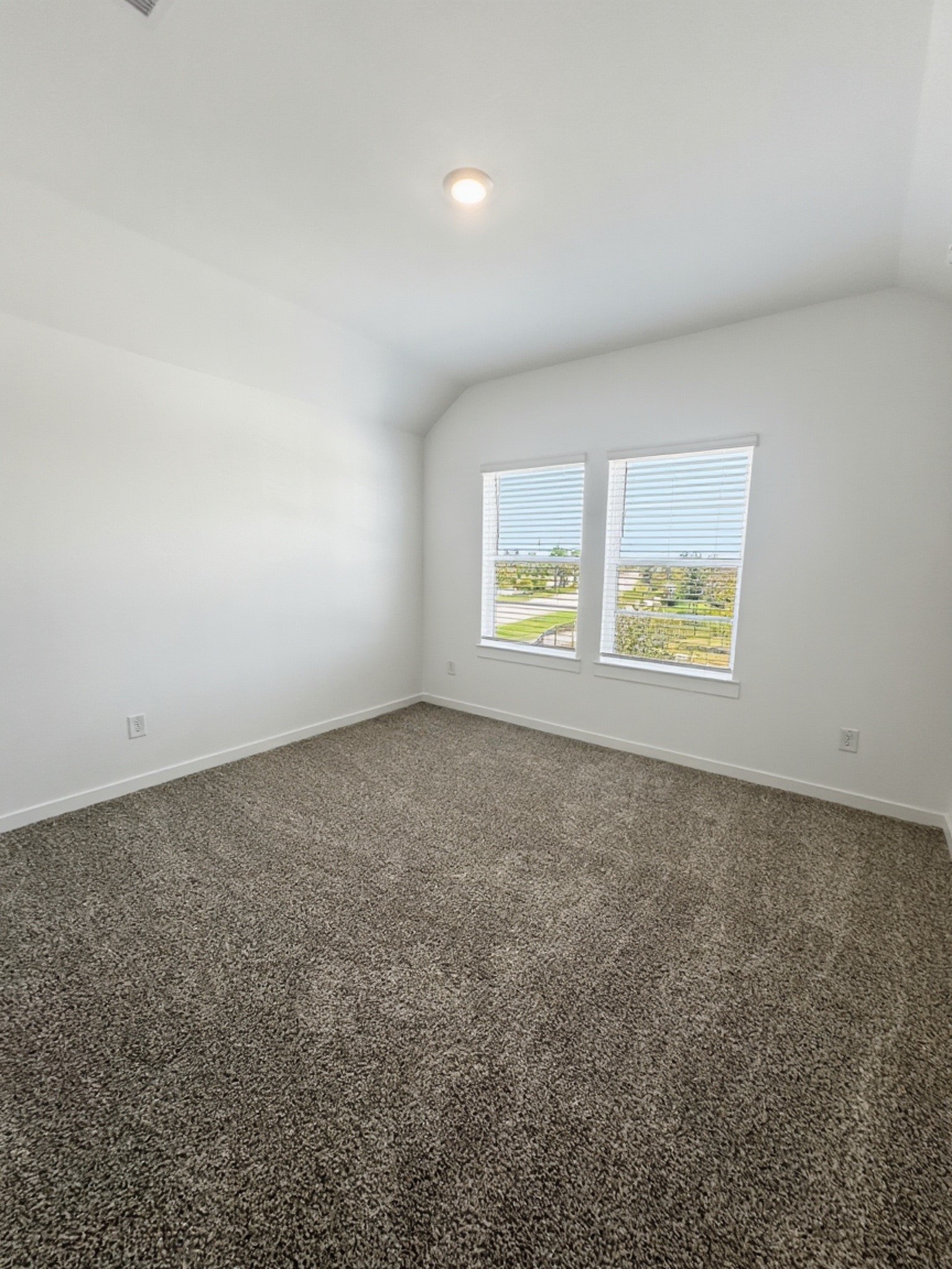 13902 Bay Crest Drive Property Photo 32