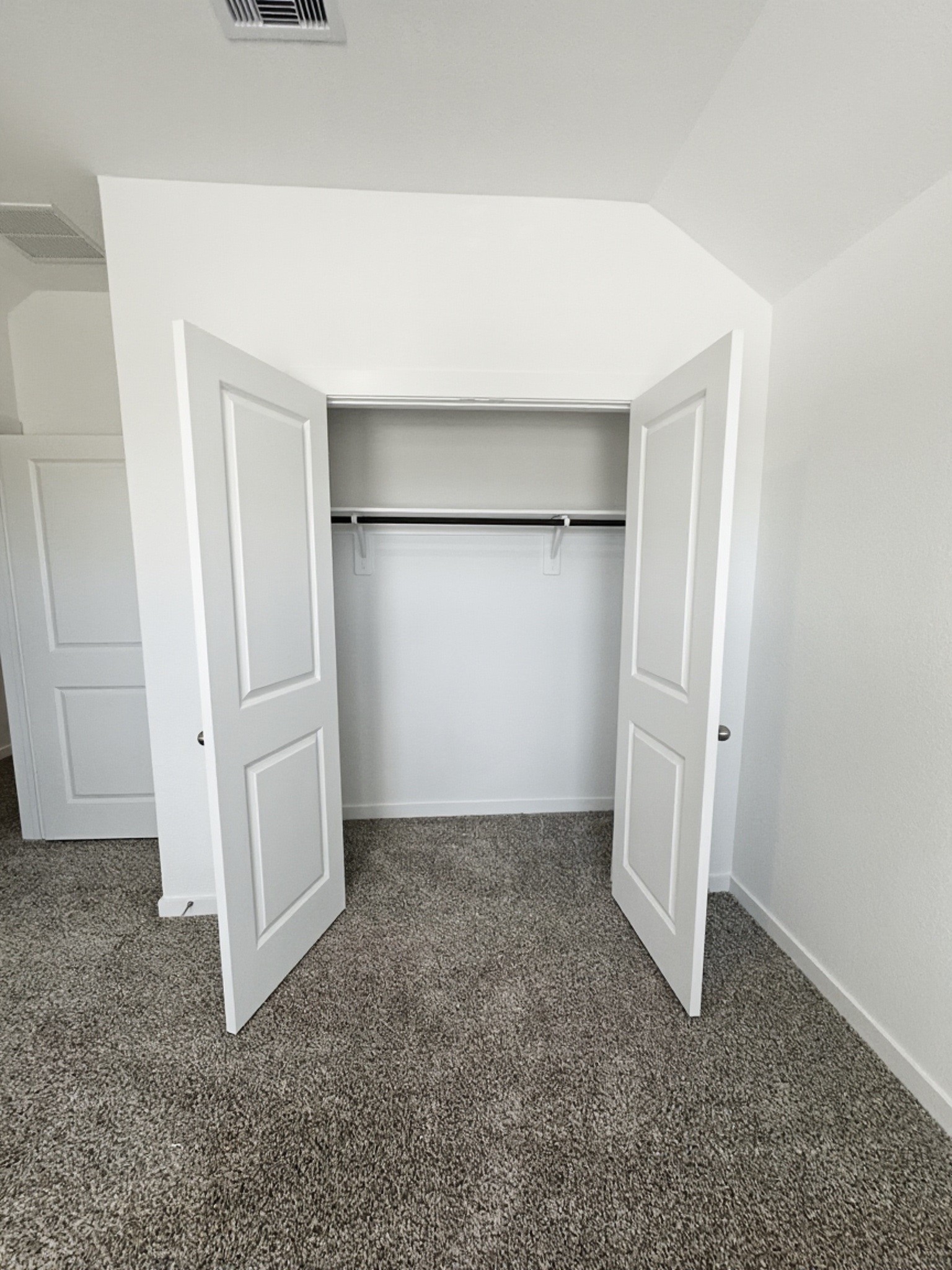 13902 Bay Crest Drive Property Photo 34