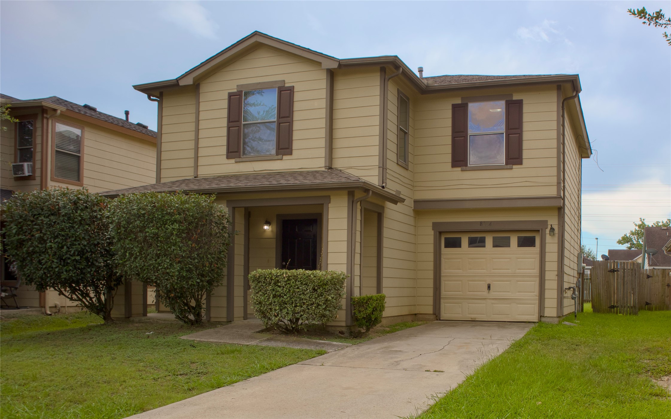 8114 Chancewood Lane Property Photo 1