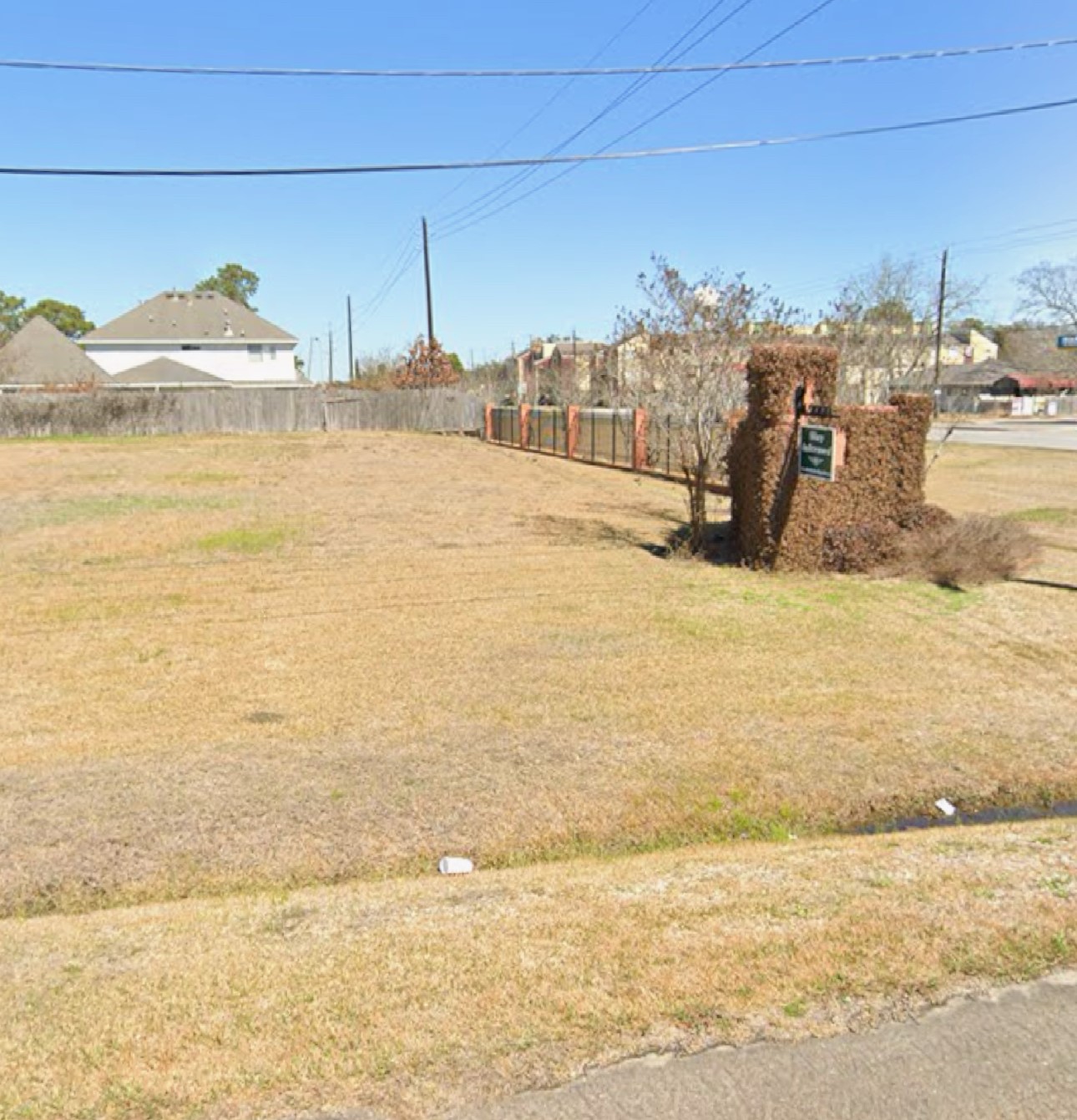 702 Fairfield Avenue Property Photo 4