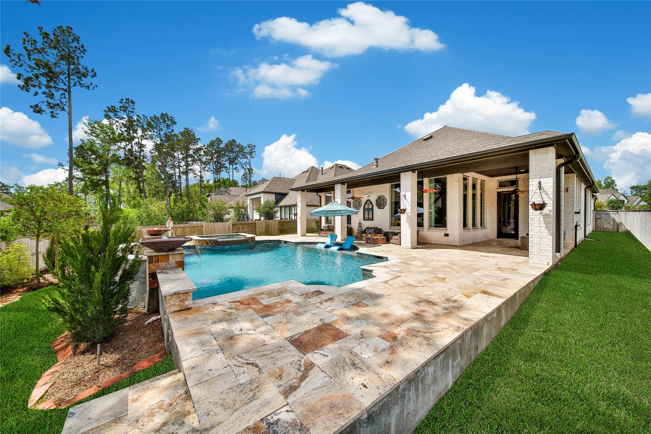 305 Mallory Court Property Photo 34