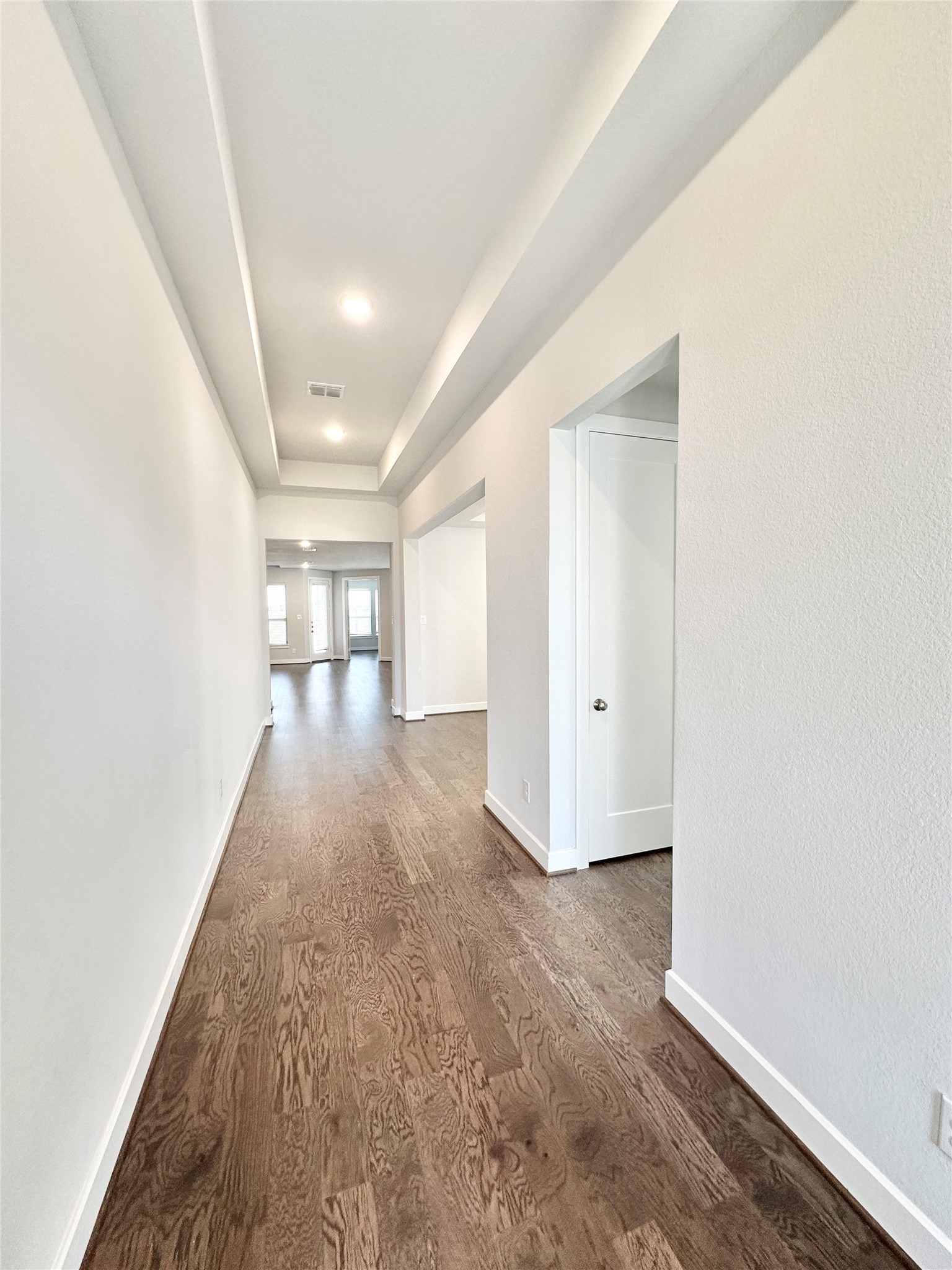 9218 Rocking Plain Lane Property Photo 3