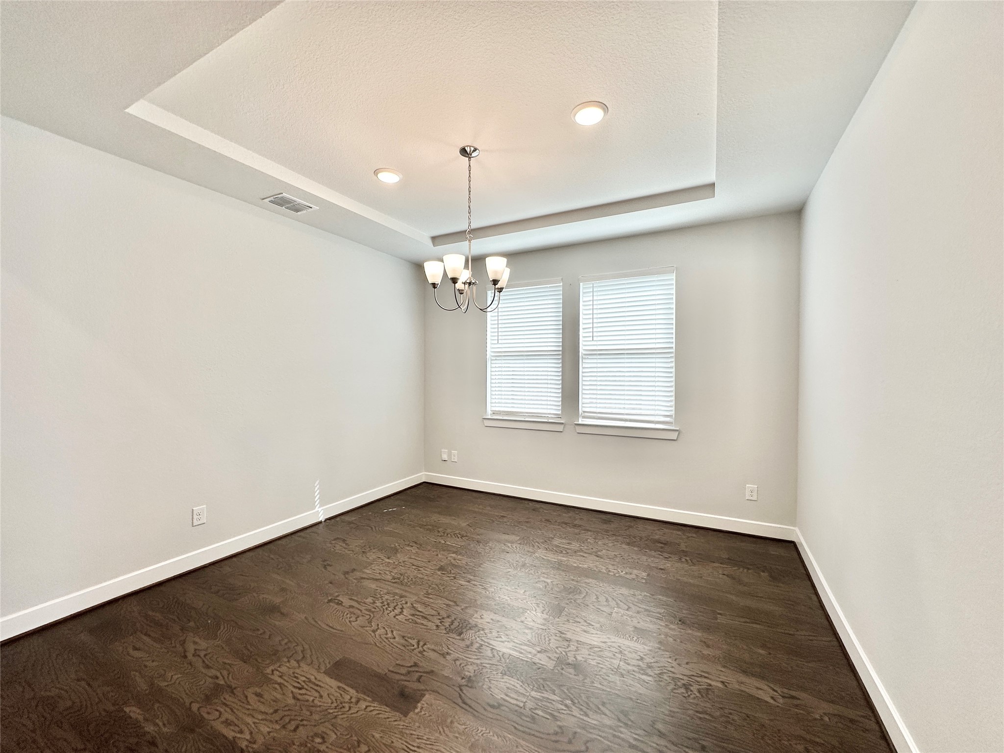 9218 Rocking Plain Lane Property Photo 8
