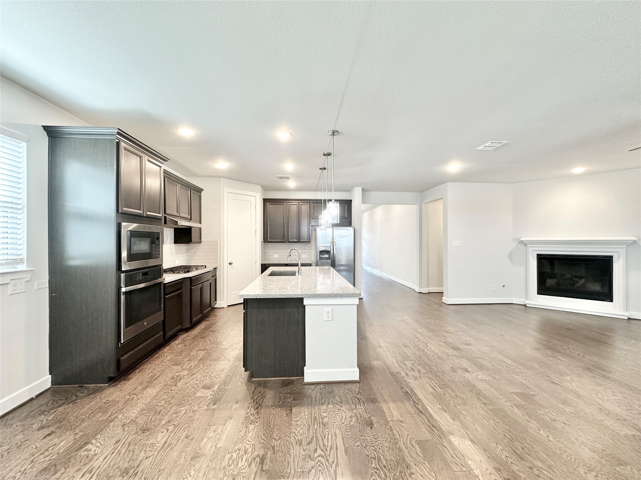 9218 Rocking Plain Lane Property Photo 13