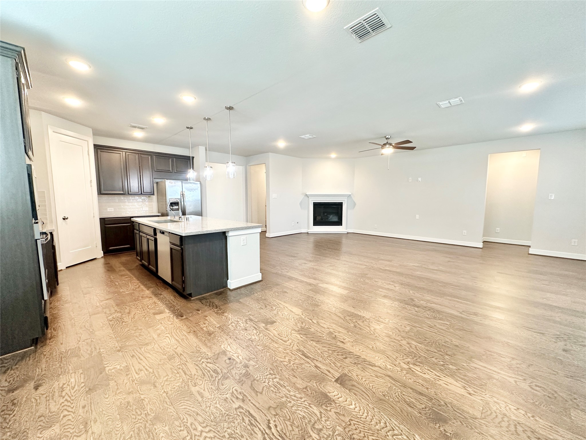 9218 Rocking Plain Lane Property Photo 14