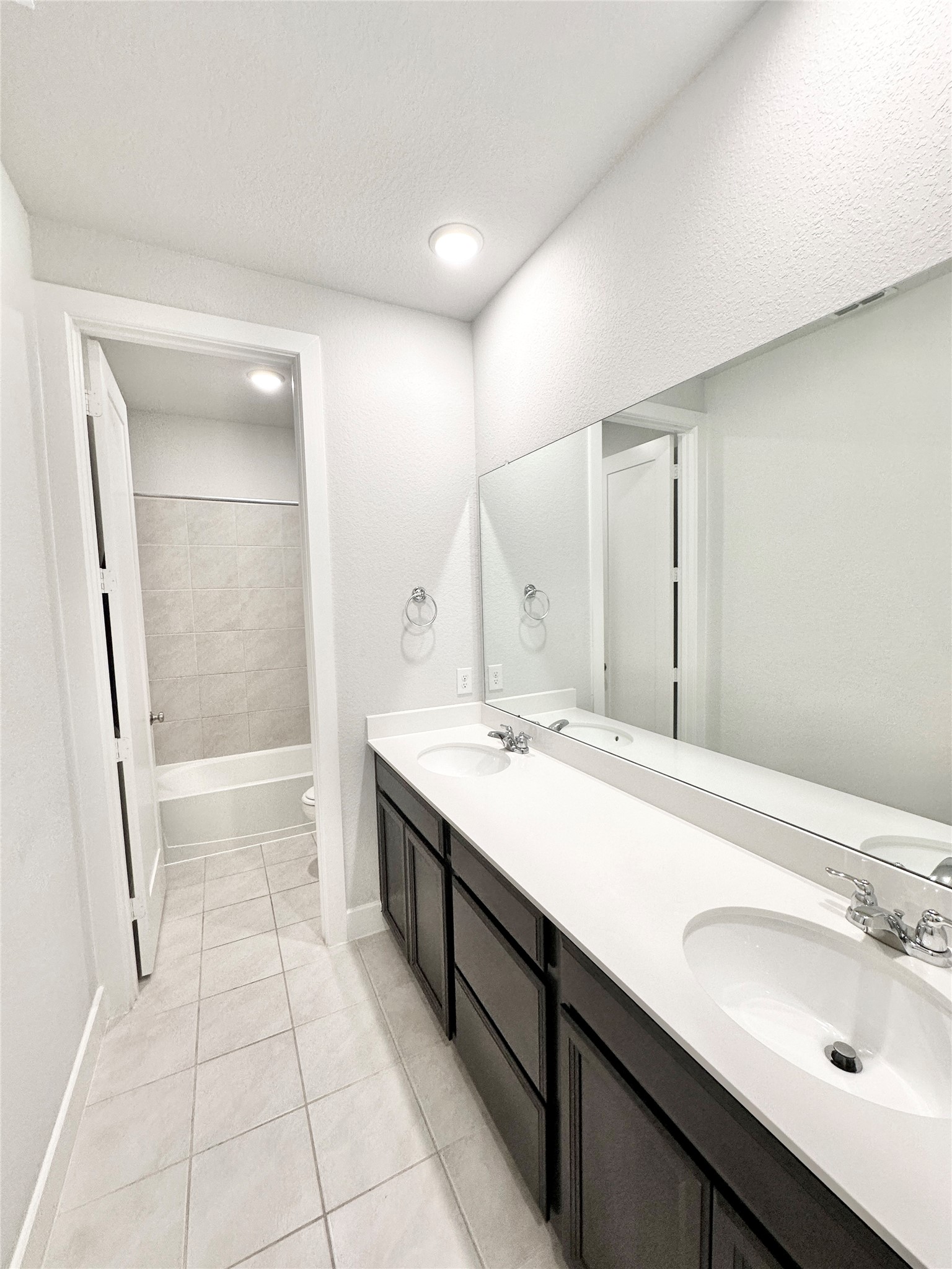 9218 Rocking Plain Lane Property Photo 24