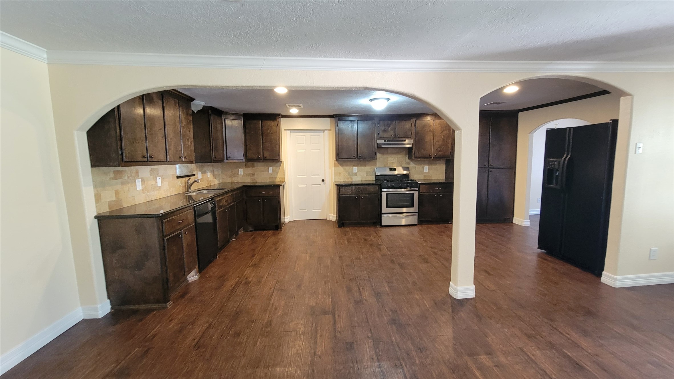 3 Lovers Lane 1409 Property Photo 6