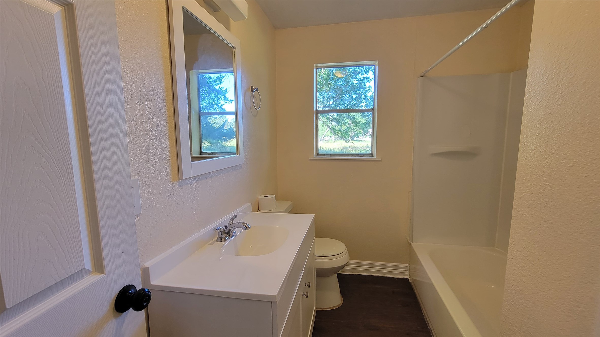 3 Lovers Lane 1409 Property Photo 11