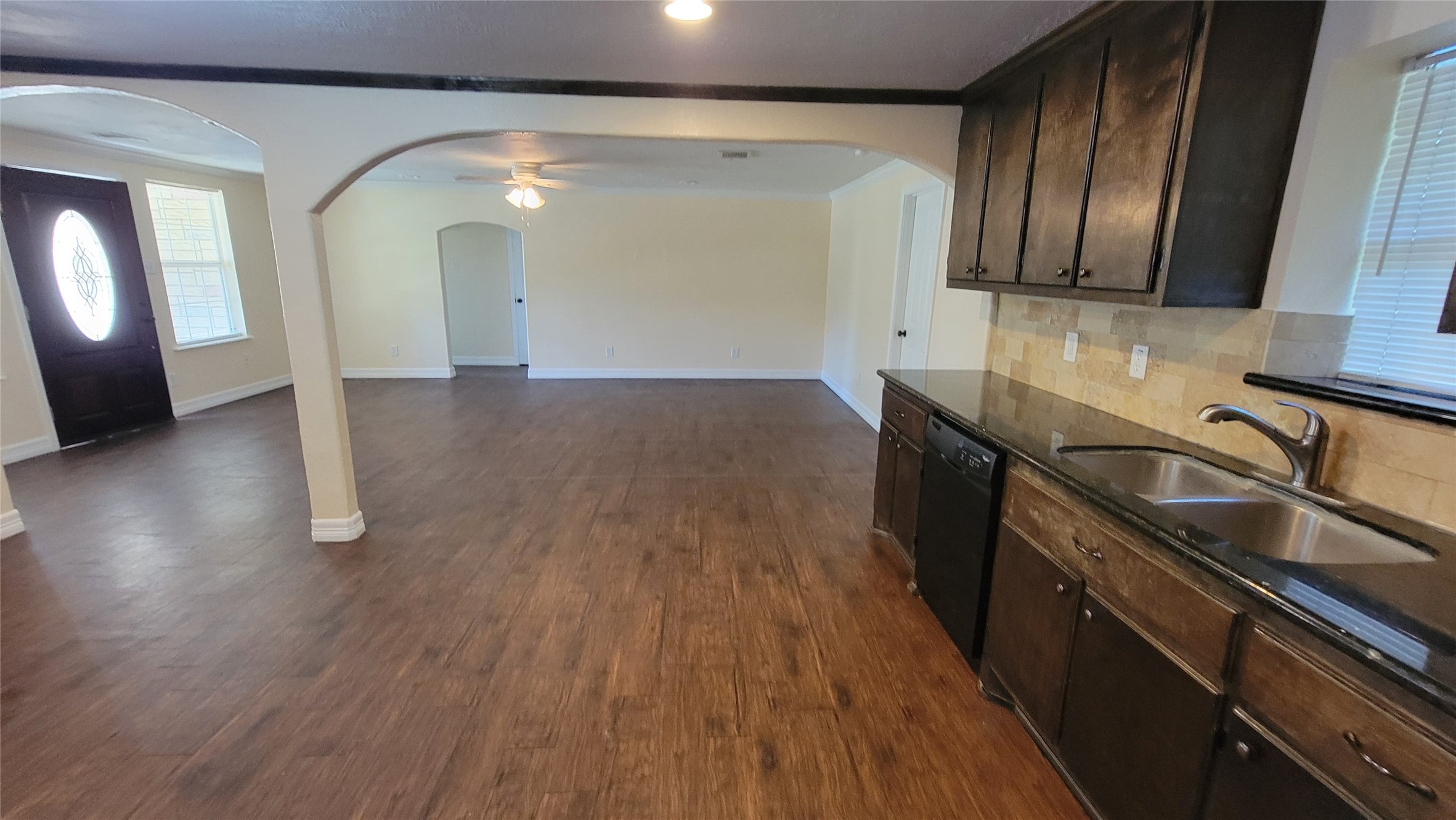 3 Lovers Lane 1409 Property Photo 15