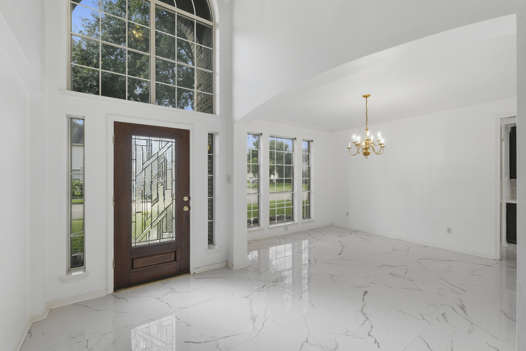 12415 Maily Meadowlane Property Photo 3