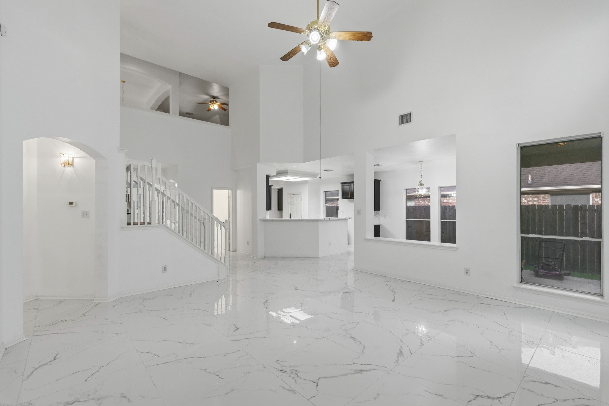 12415 Maily Meadowlane Property Photo 6