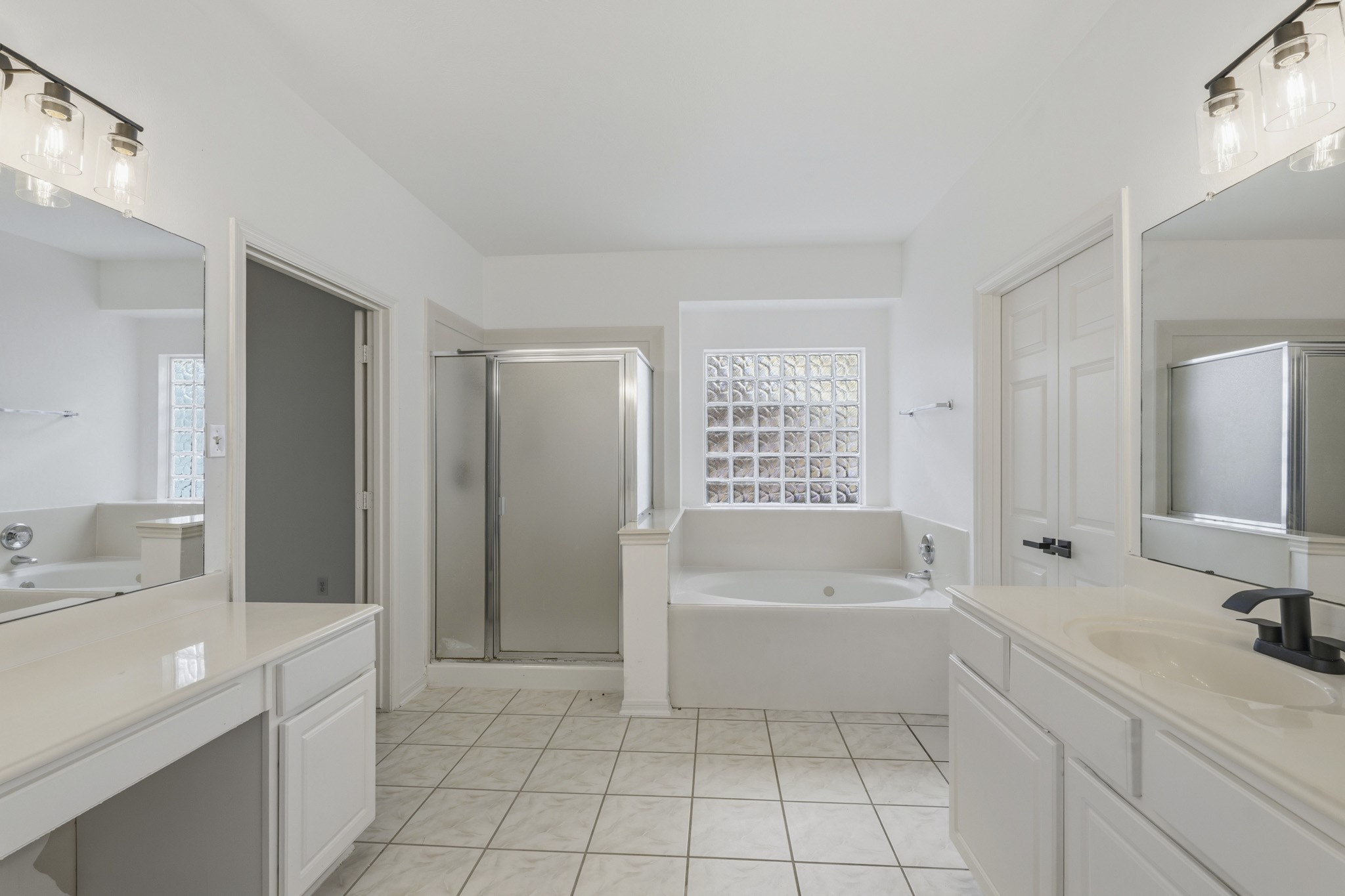 12415 Maily Meadowlane Property Photo 15