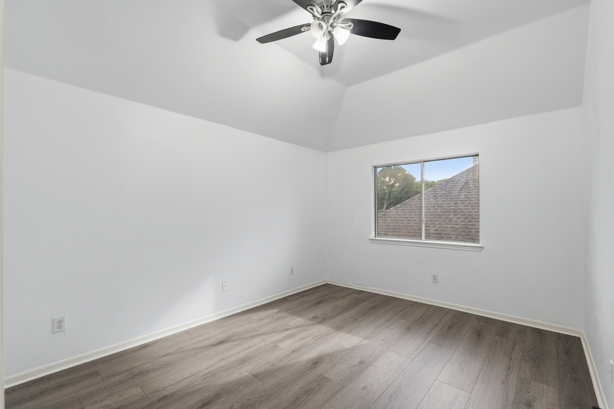 12415 Maily Meadowlane Property Photo 21