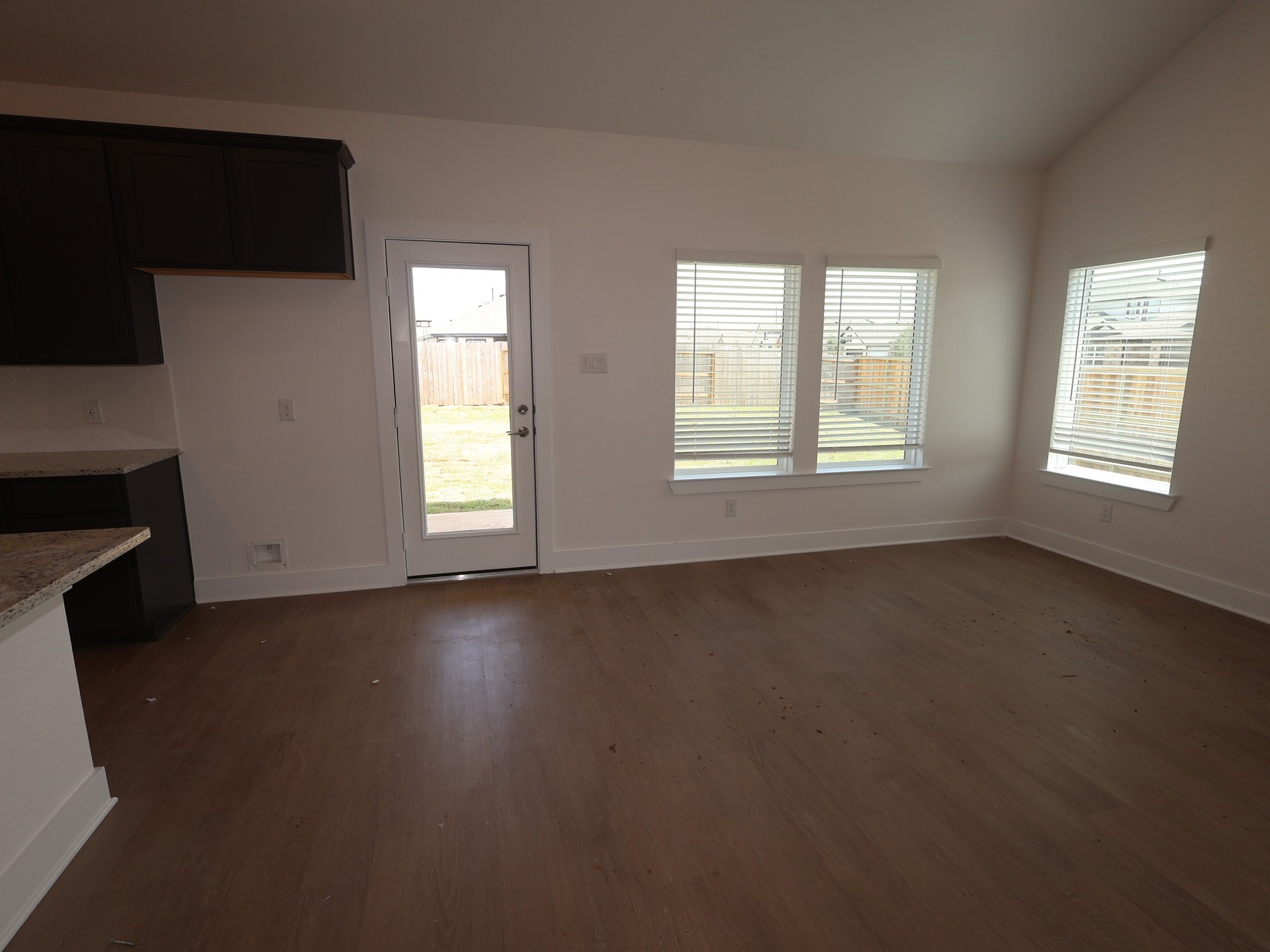 5819 Blazing Light Lane Property Photo 7