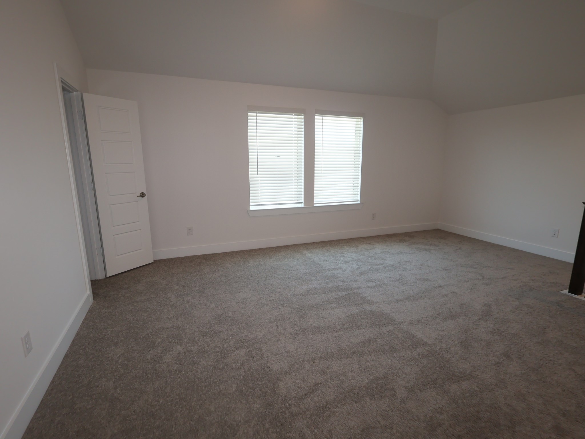 5819 Blazing Light Lane Property Photo 15